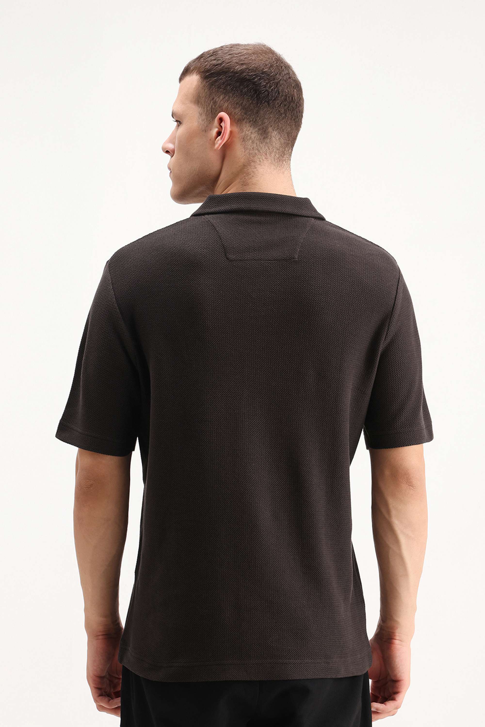 Textured-Cotton-Regular-Fit-Men-Polo-T-Shirt