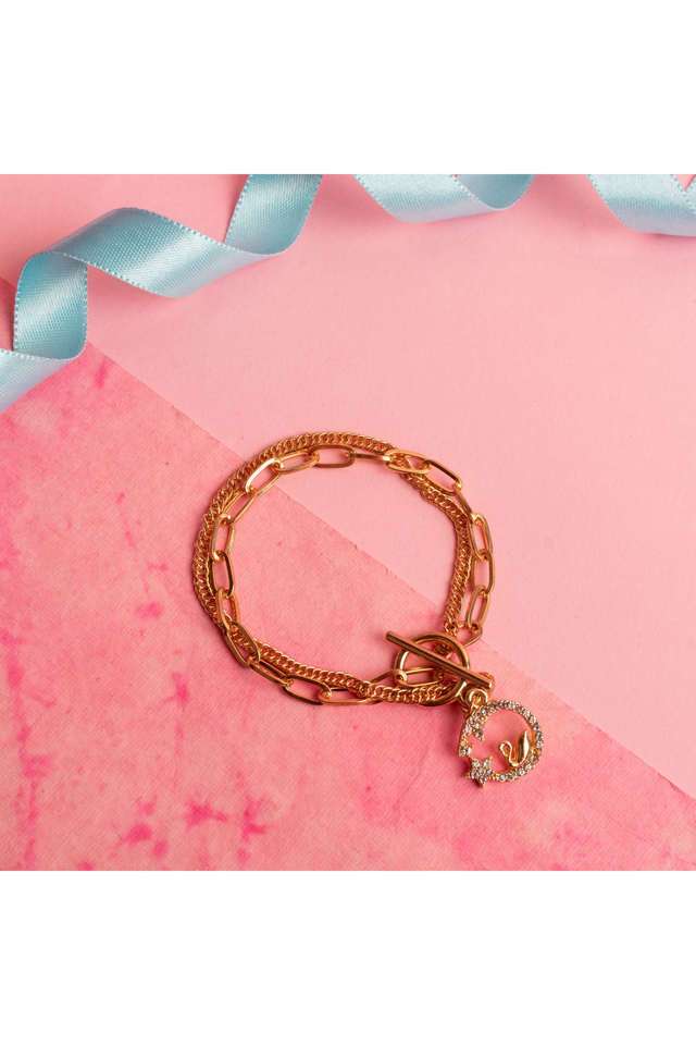 Fashionable-Charms-Bracelet