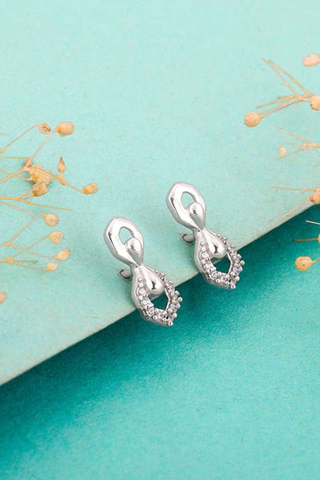 Silver-Glittering-Hexagon-Earrings