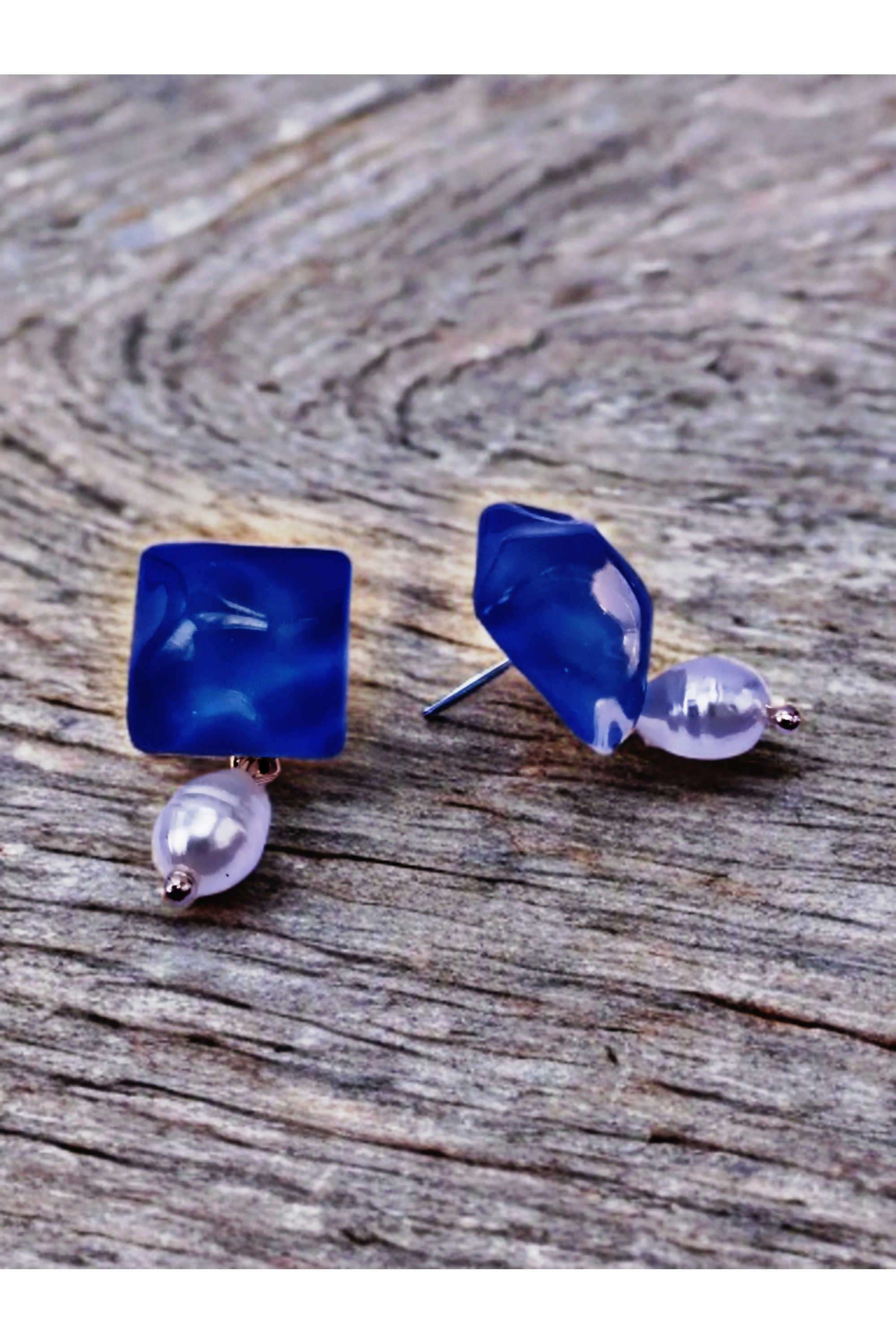 Metal-Pearl-Casual-Wear-Women-Earrings