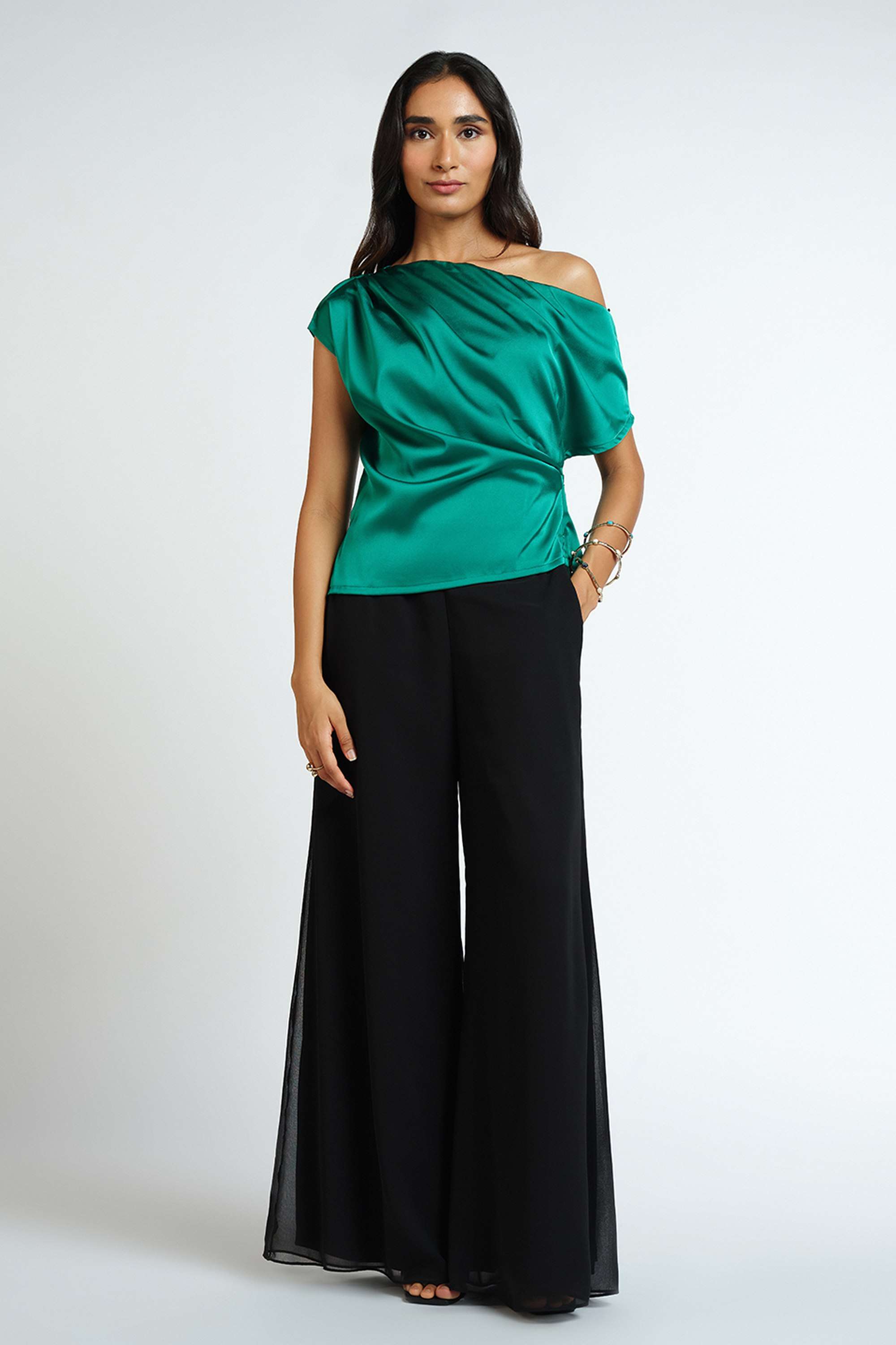 Solid-Polyester-Round-Neck-Women-s-Top