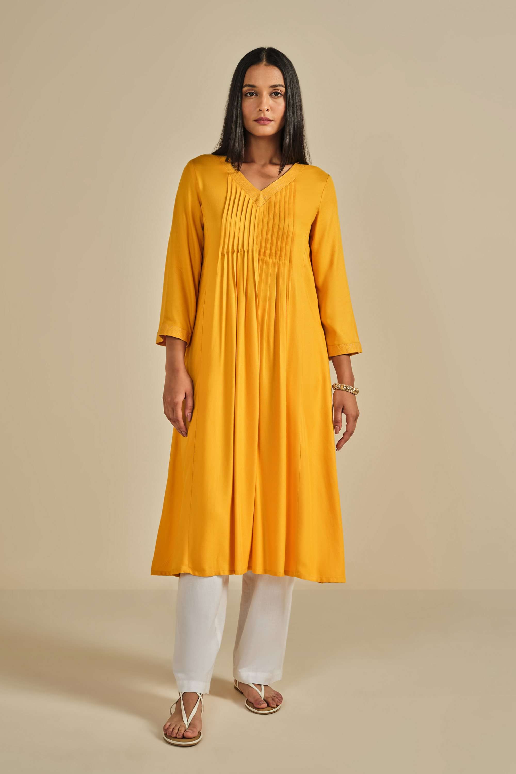 Textured-Blended-Fabric-Women-Festive-Wear-Kurta