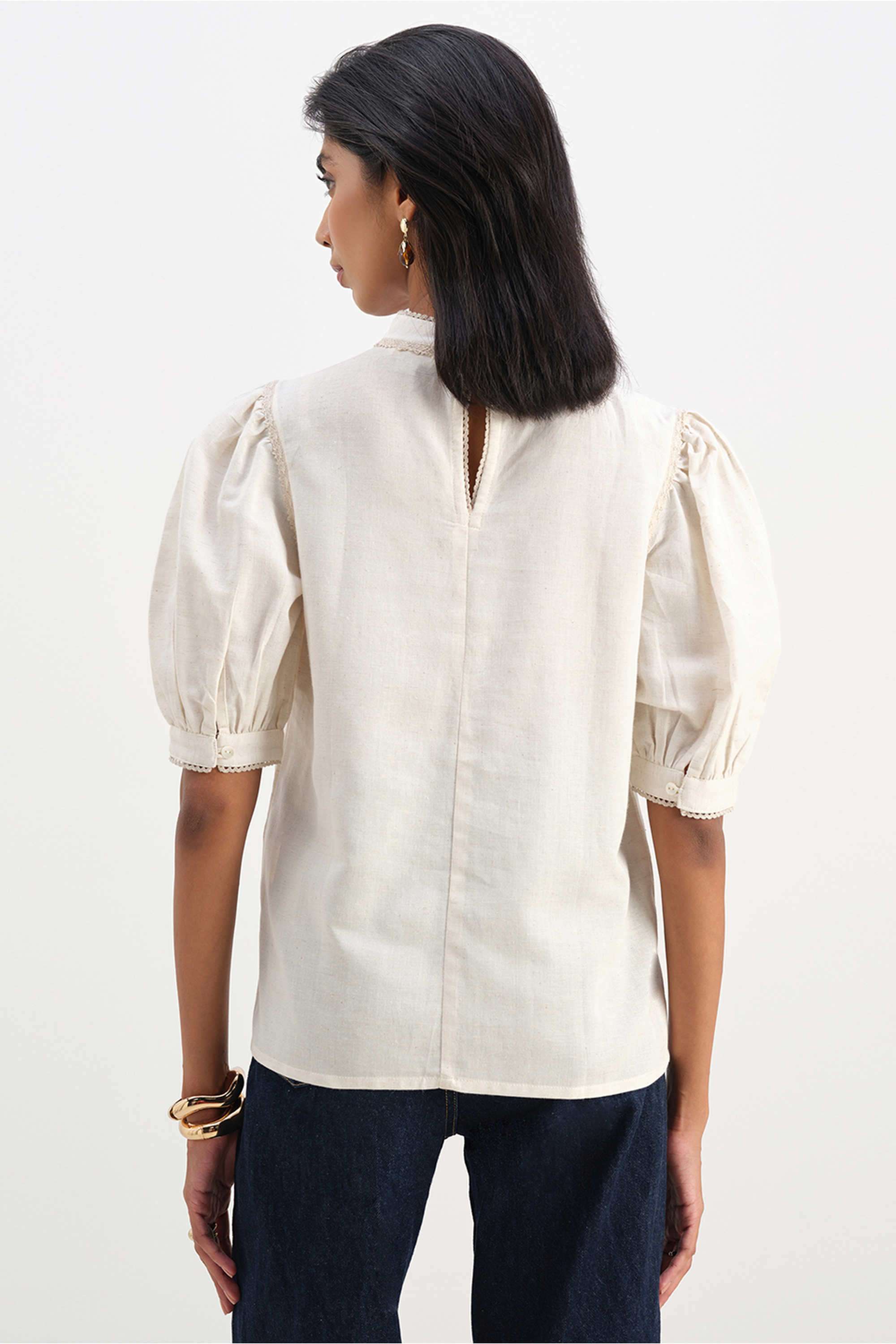 Solid-Blended-Fabric-Collared-Women-s-Top