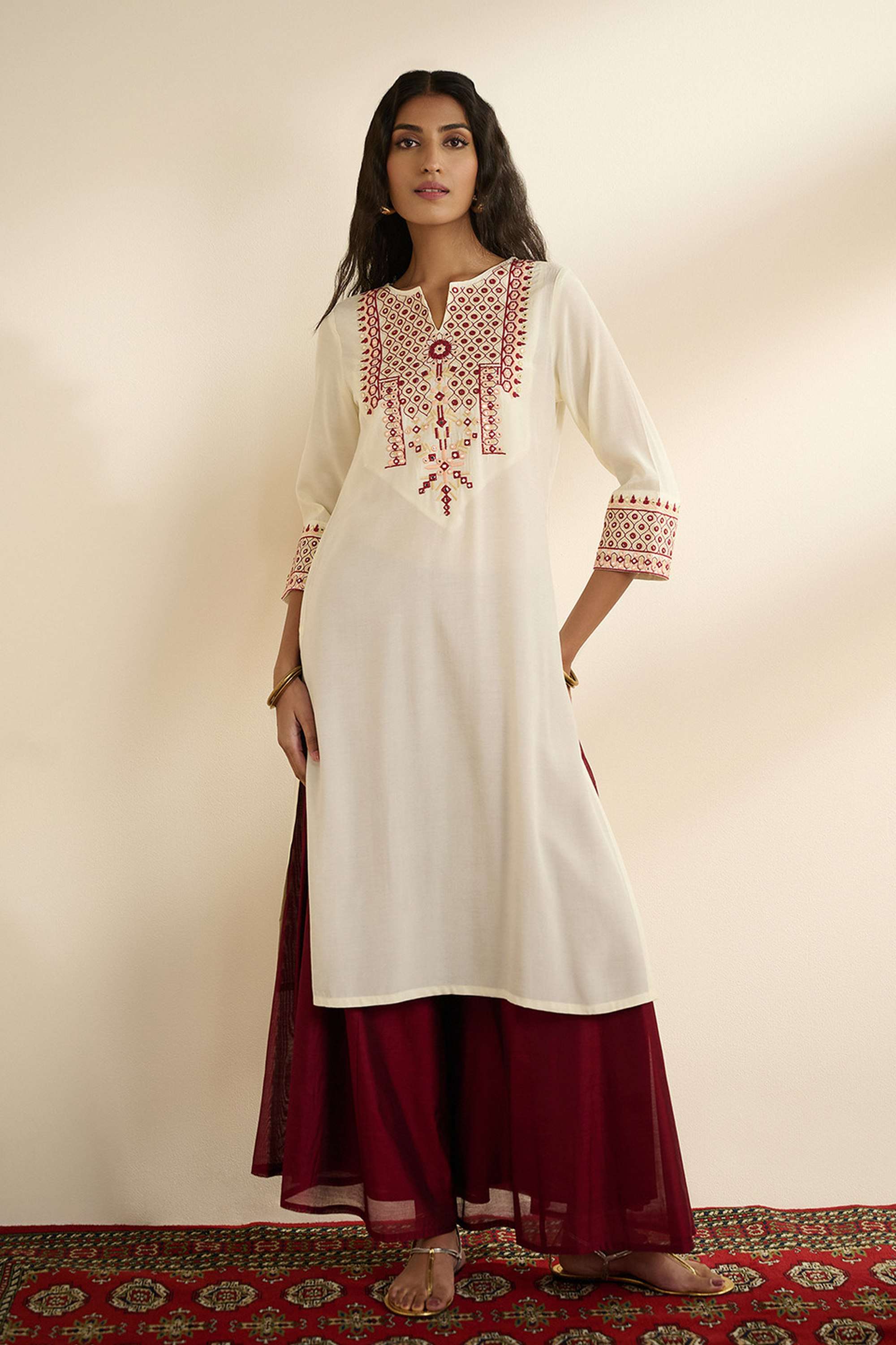 Embroidered-Viscose-Round-Neck-Women-s-Casual-Wear-Kurta