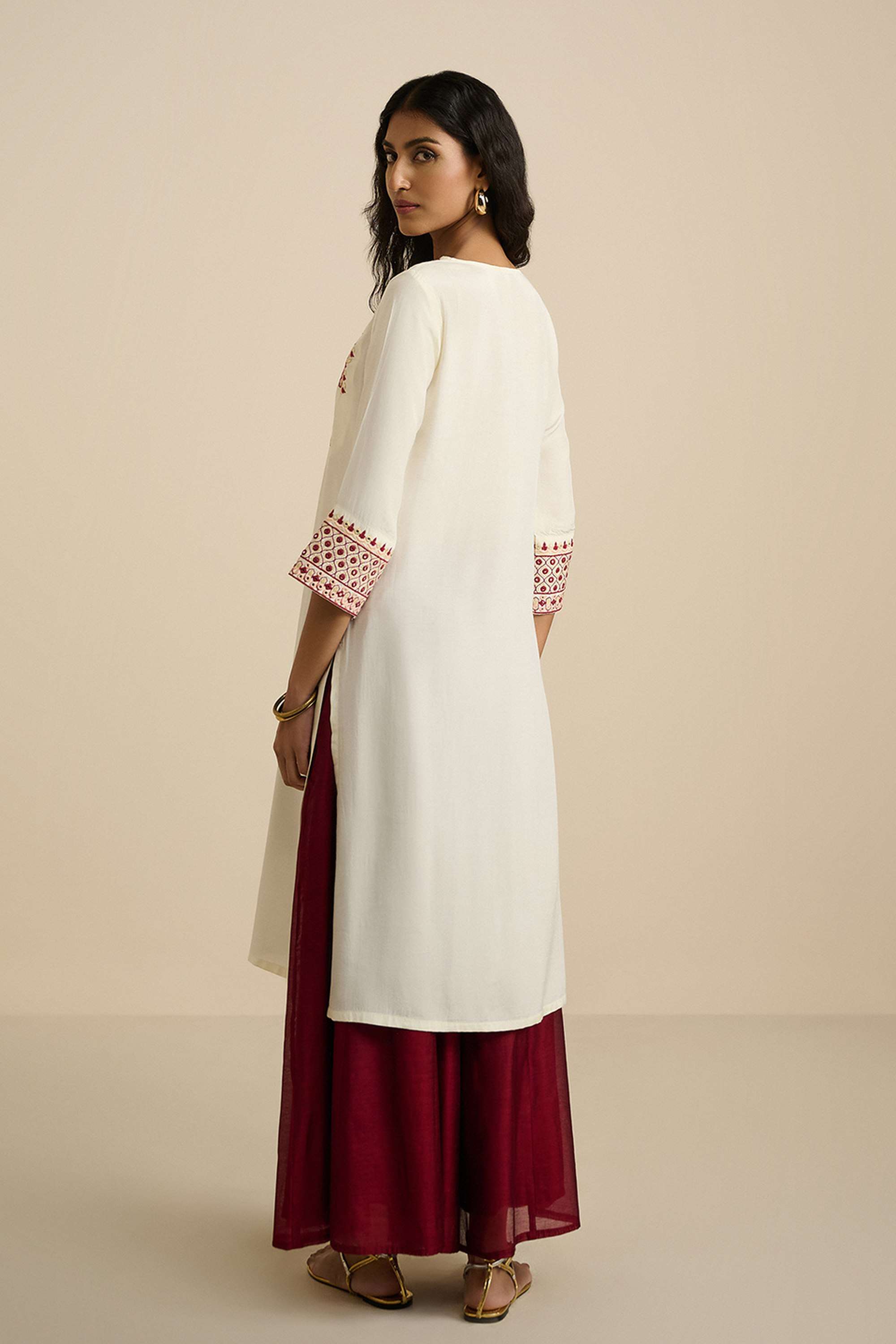 Embroidered-Viscose-Round-Neck-Women-s-Casual-Wear-Kurta