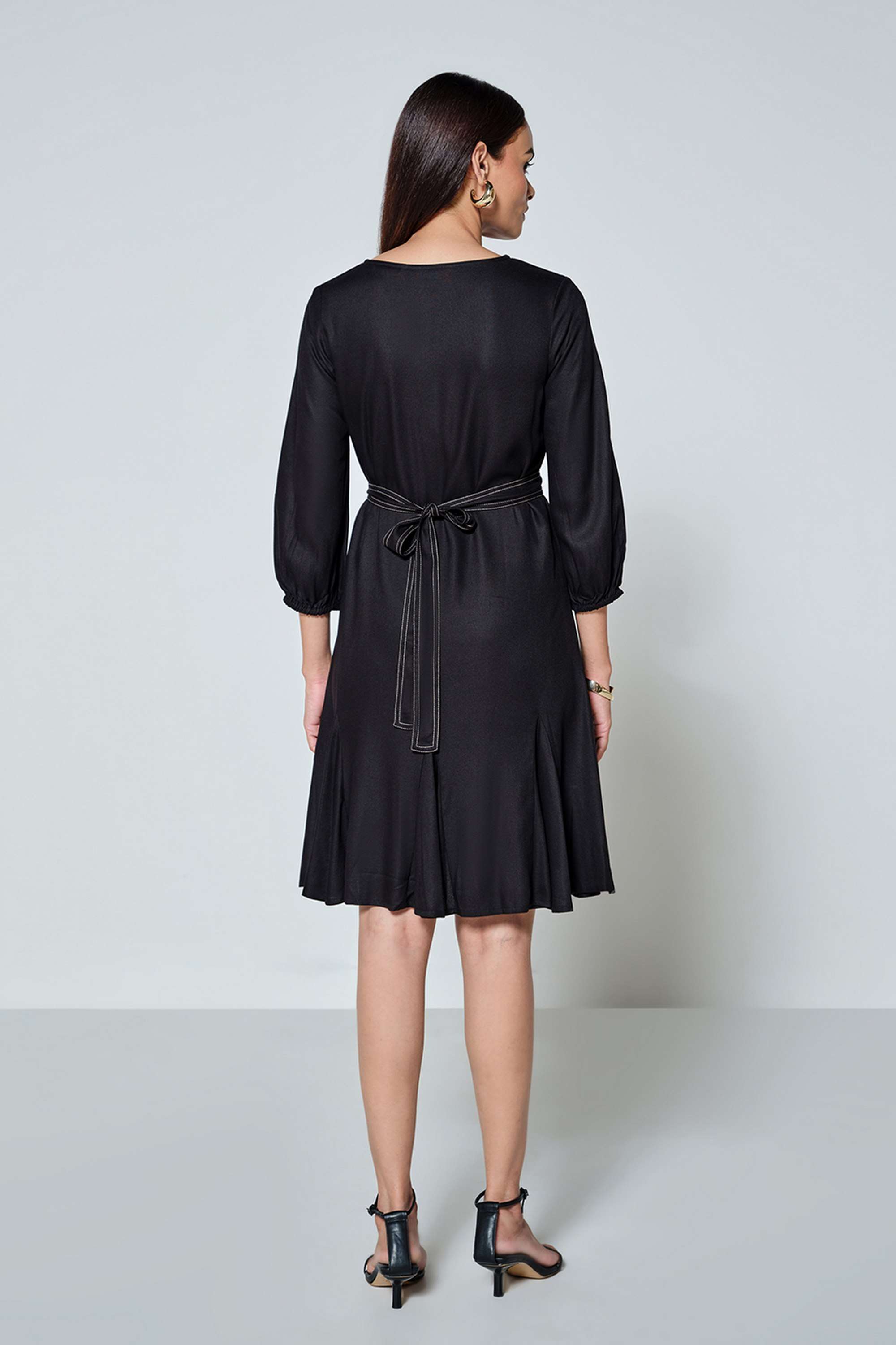 Solid-V-Neck-Viscose-Women-s-Knee-Length-Dress