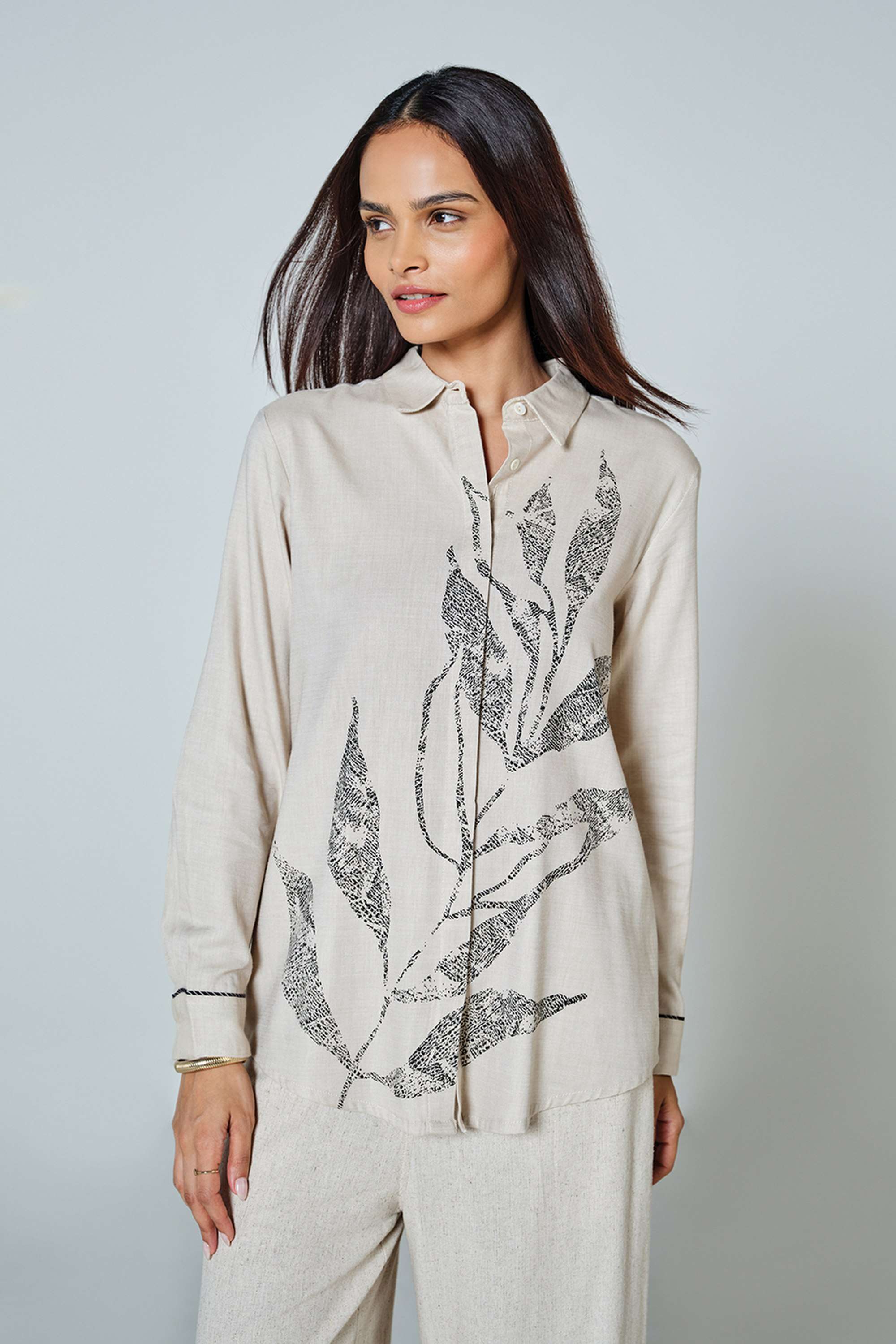 Leaf-Printed-Classic-Collar-Women-s-Formal-Wear-Shirt