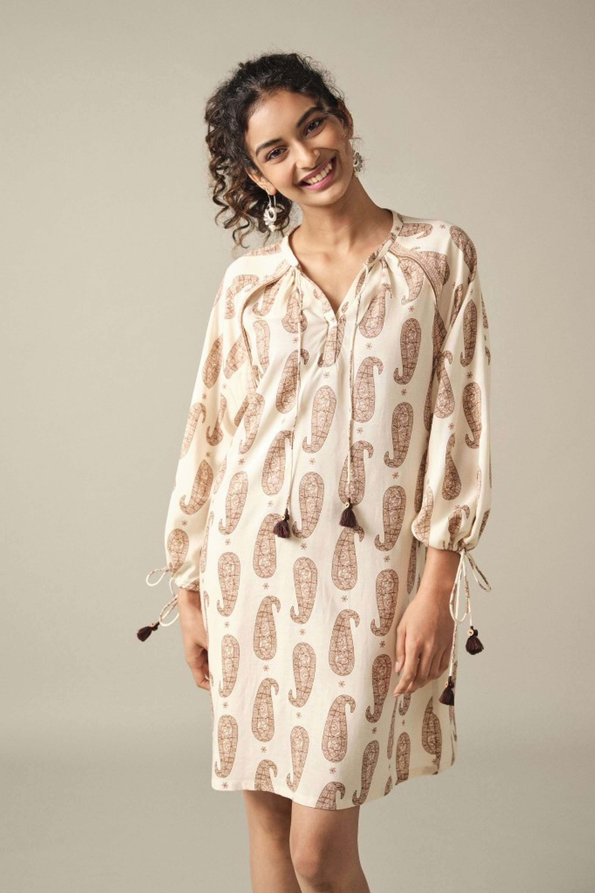 global desi Solid Cotton V-Neck Women's Midi Dress-picture-31