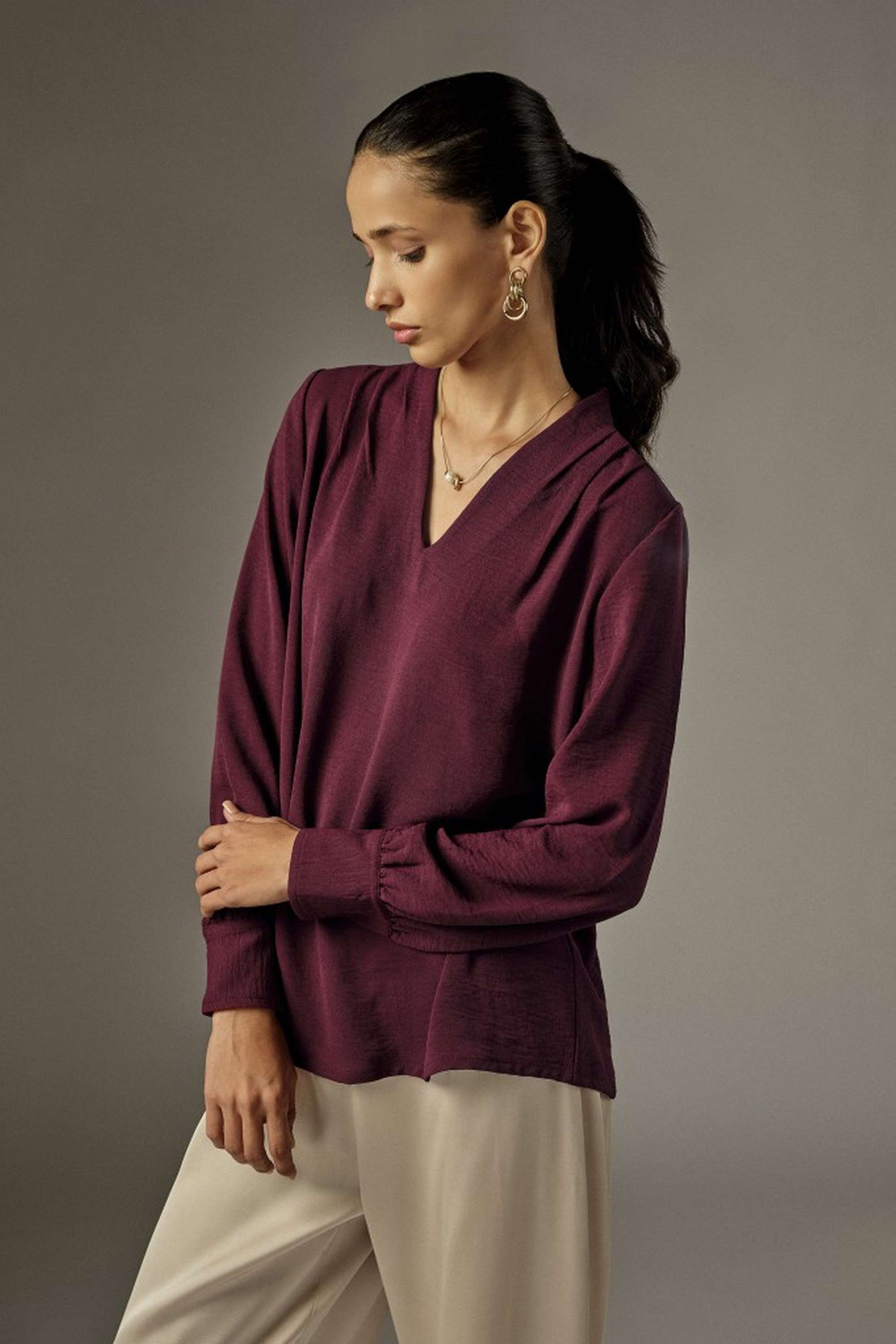 and Solid Polyester V-Neck Women's Top-picture-28