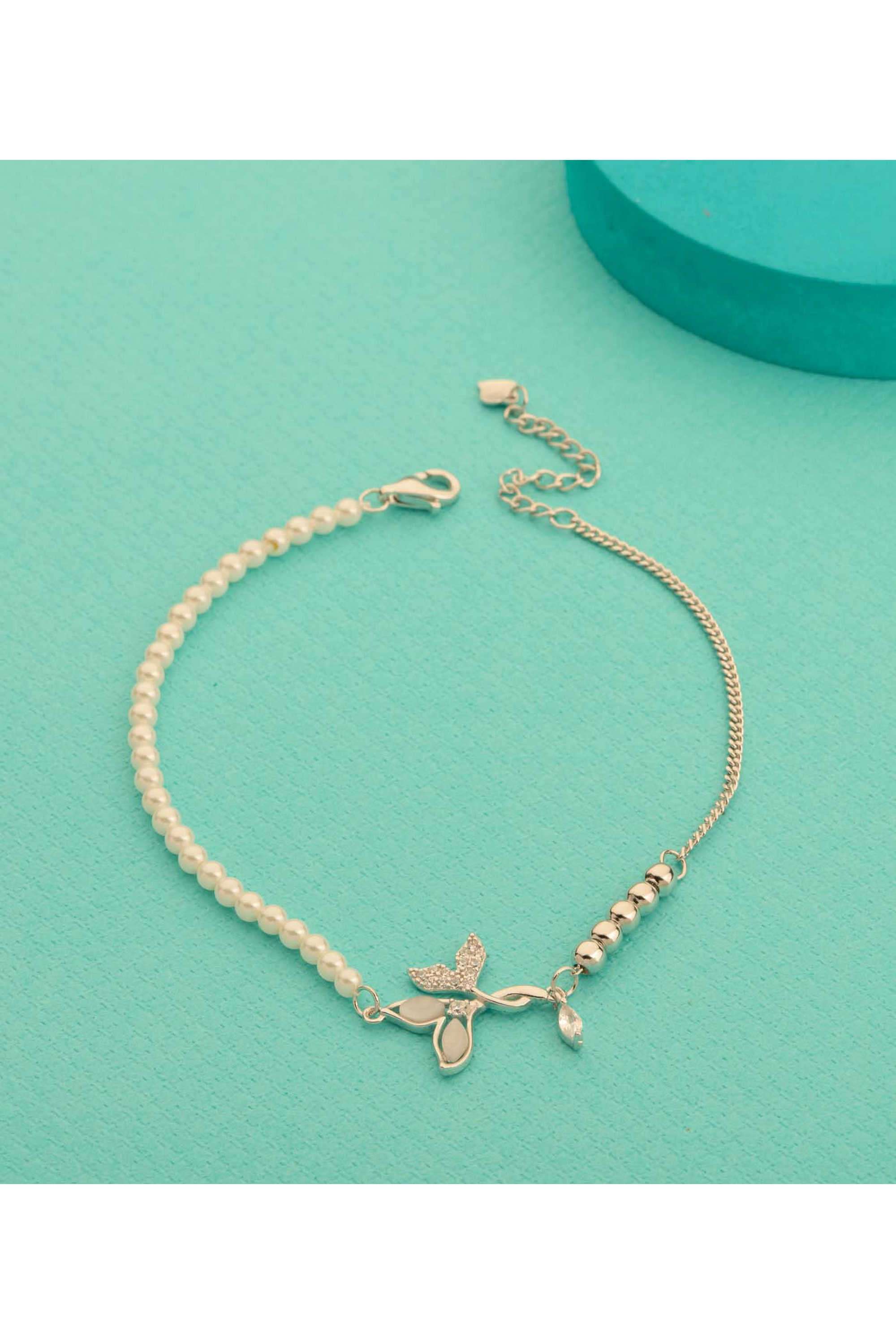 Silver-Casual-Wear-Women-Starlit-Charm-Bracelet