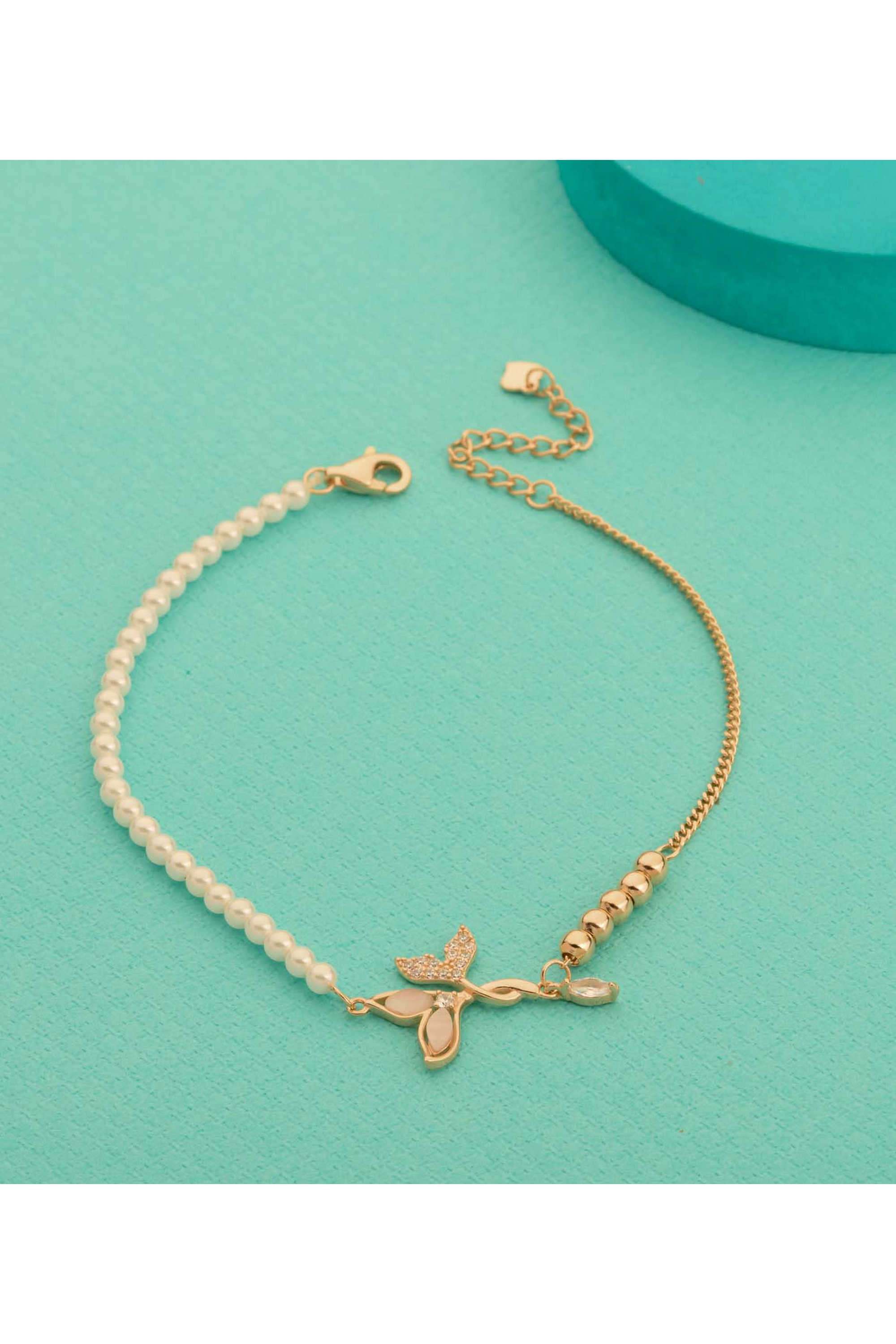 Silver-Casual-Wear-Women-Radiant-Petal-Bracelet
