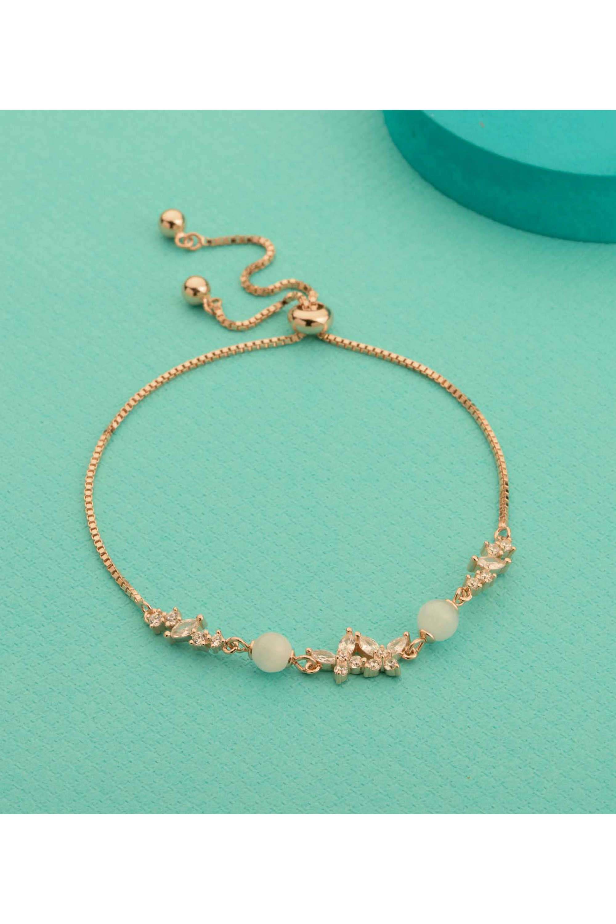 Silver-Casual-Wear-Women-Whispering-Petal-Bracelet