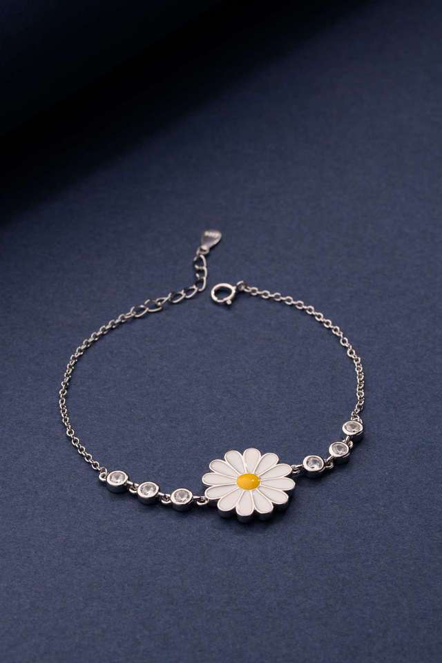 White-Flower-Six-Stone-Bracelet