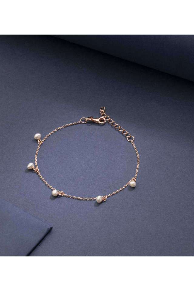 Thread-Of-Pearls-Bracelet