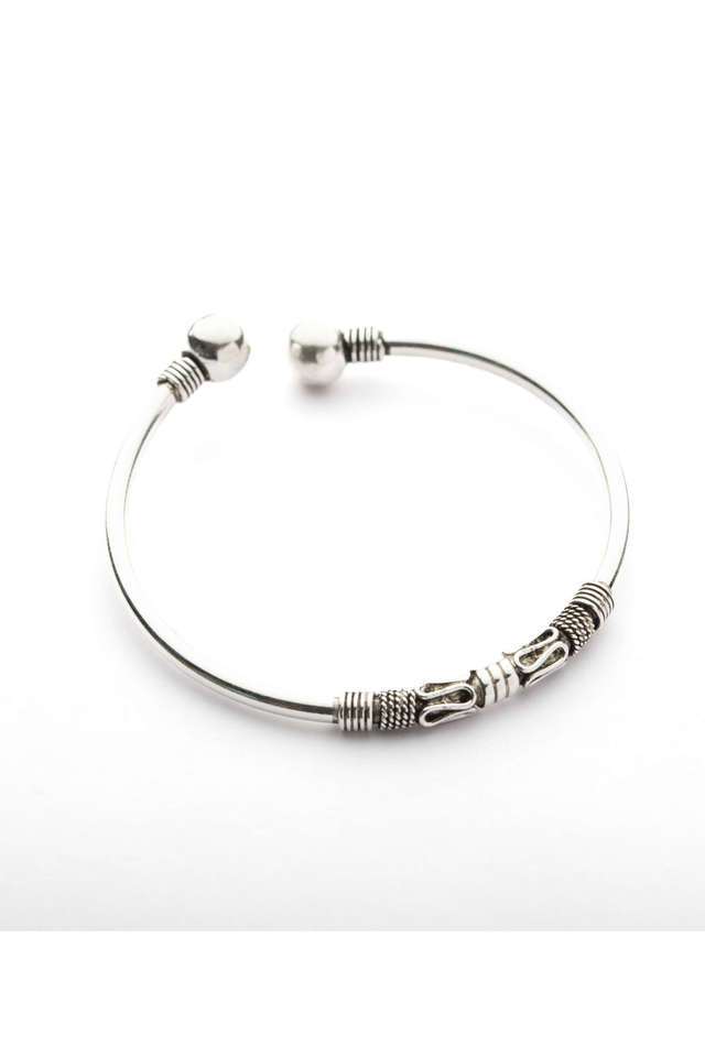 Silver-Feeling-Charm-Bracelet