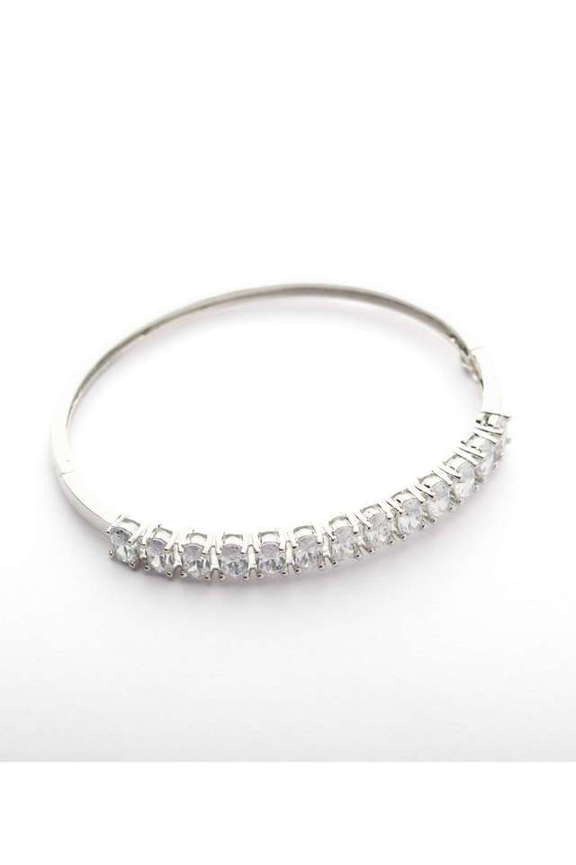 Elegant-Silver-Bracelet