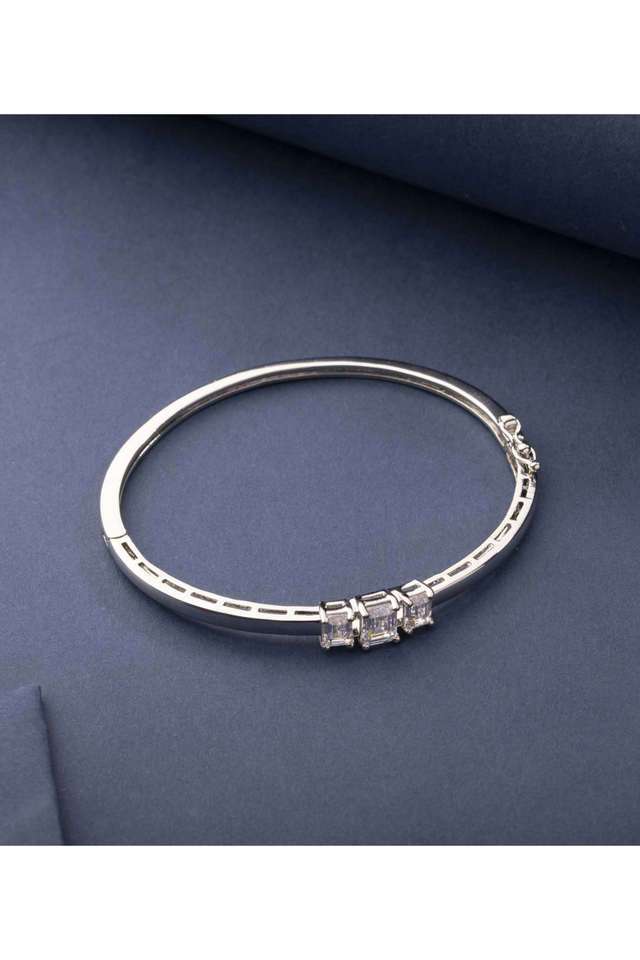 Simple-Trio-Stone-Bracelet