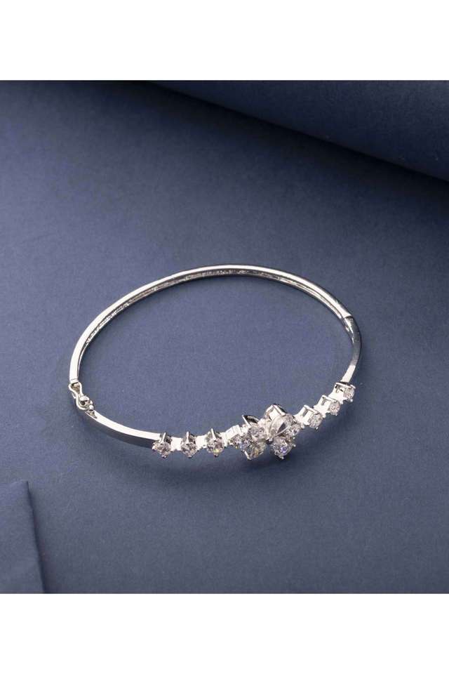Sparkling-Trendy-Bracelet
