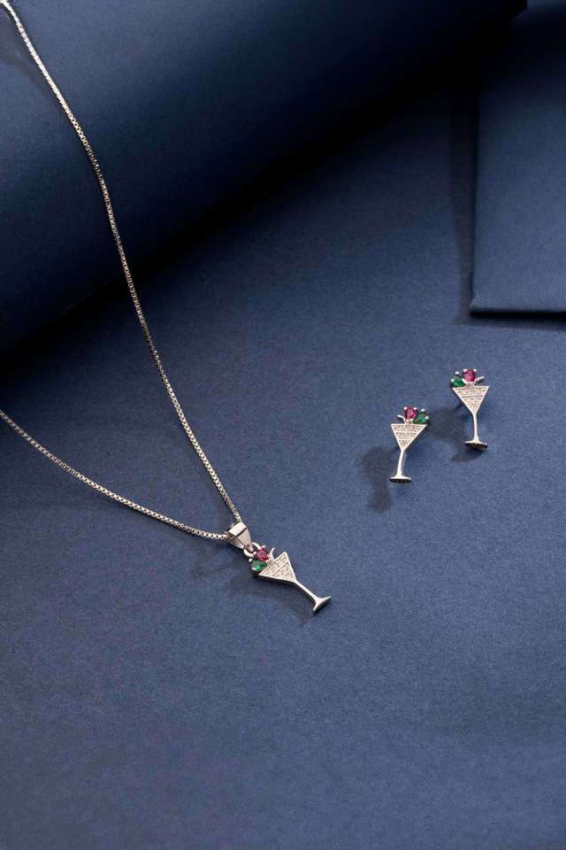 Wine-Glass-Country-Statement-Pendent-Set