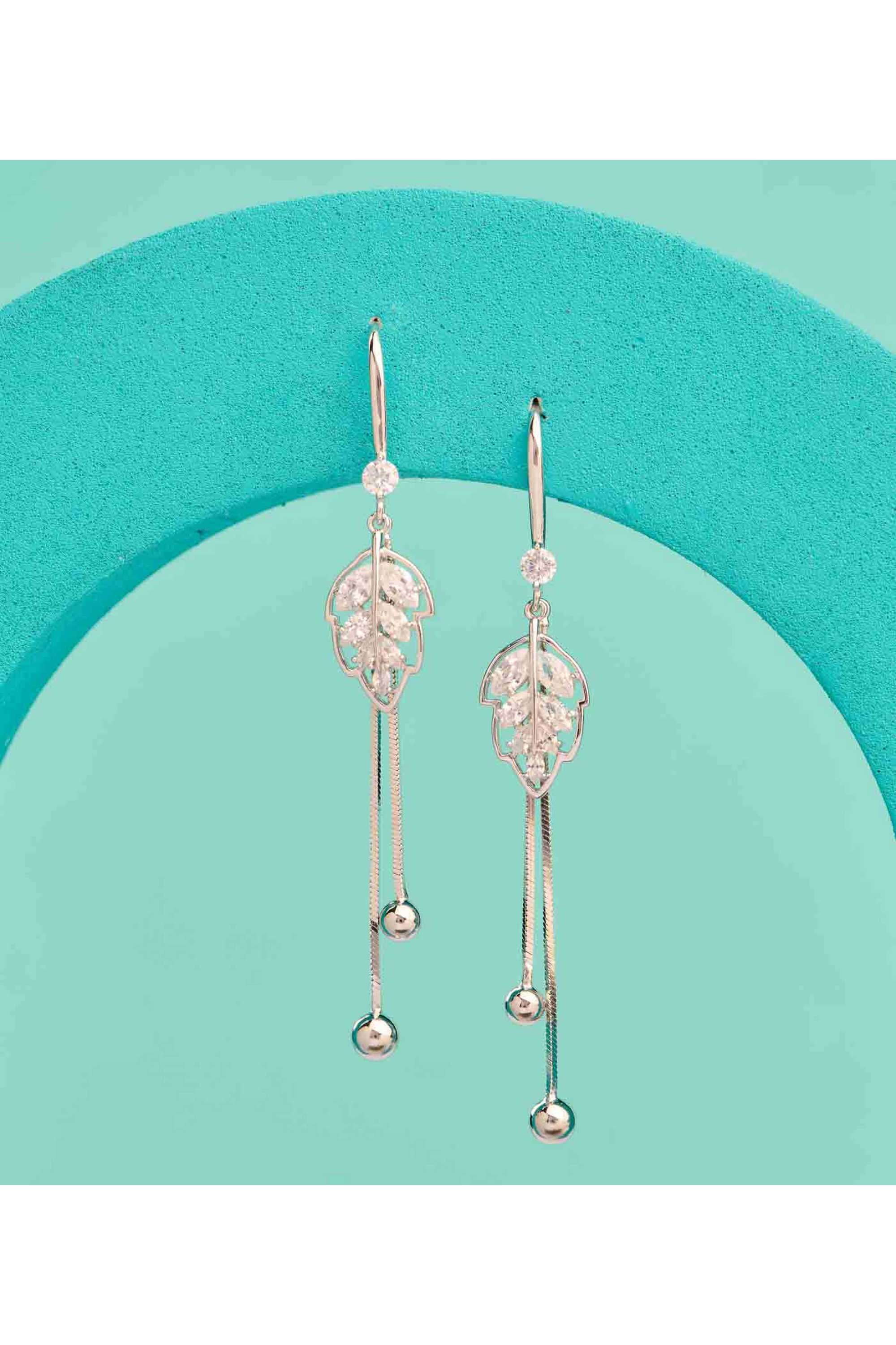 Silver-Casual-Wear-Women-Serene-Shine-Earrings
