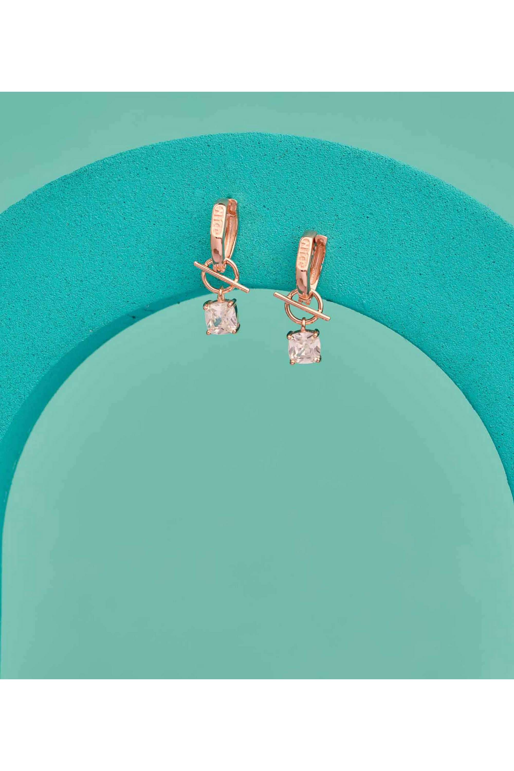 Silver-Casual-Wear-Women-Golden-Aura-Earrings