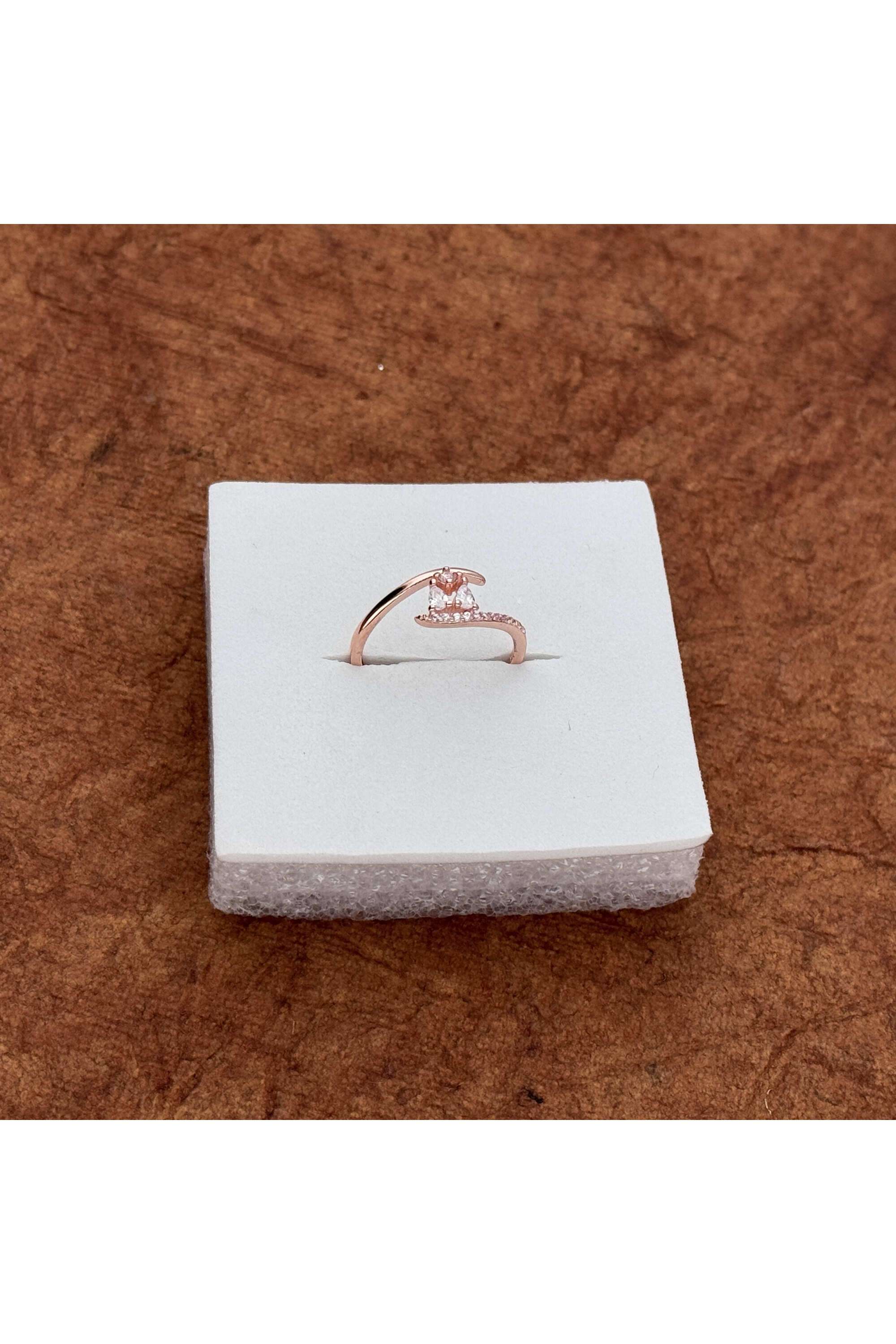 Rose-Gold-Collection-Silver-Casual-Wear-Women-Shimmer-Crown-Finger-Ring