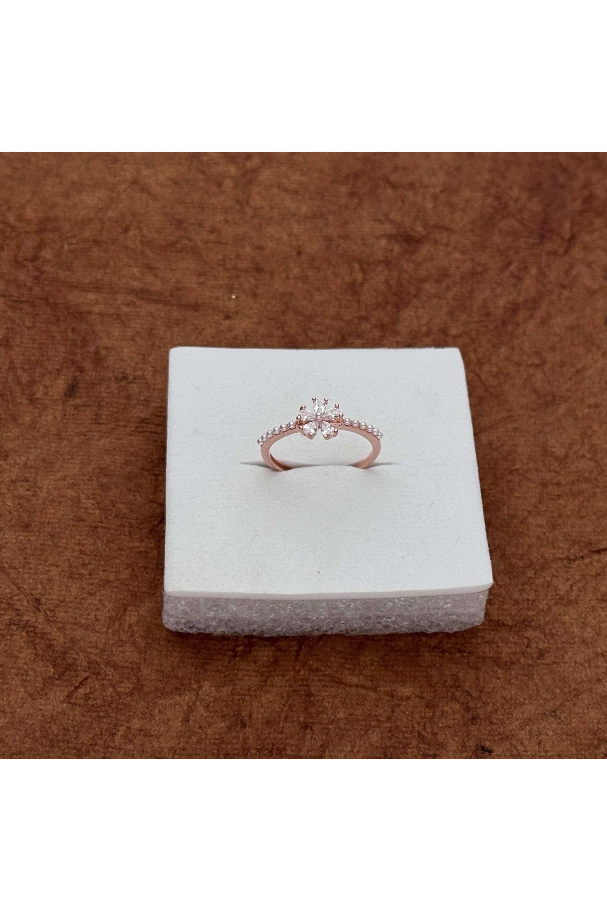 Rose-Gold-Collection-Silver-Casual-Wear-Women-Velvet-Shine-Finger-Ring