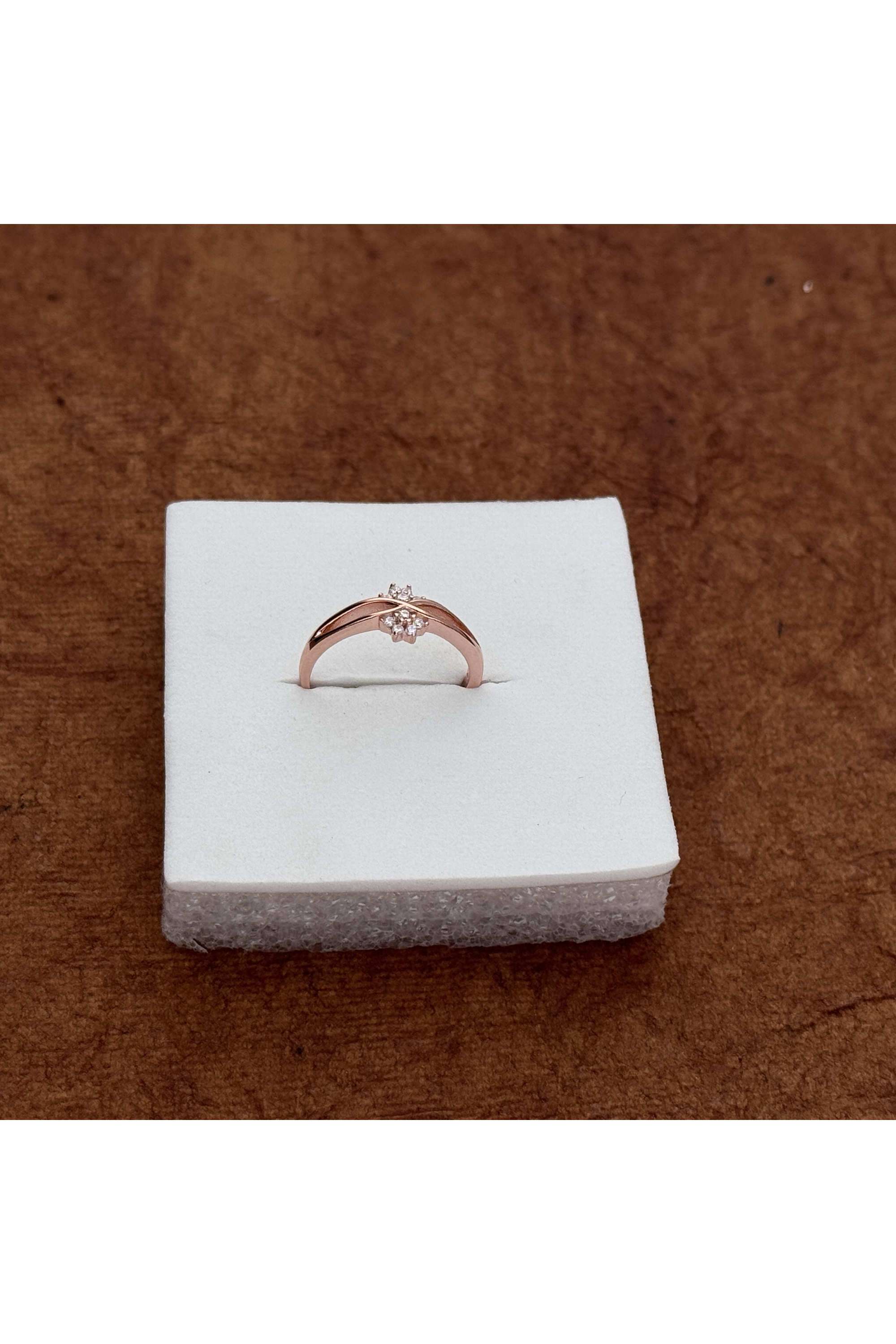 Rose-Gold-Collection-Silver-Casual-Wear-Women-Pearl-Whisper-Finger-Ring
