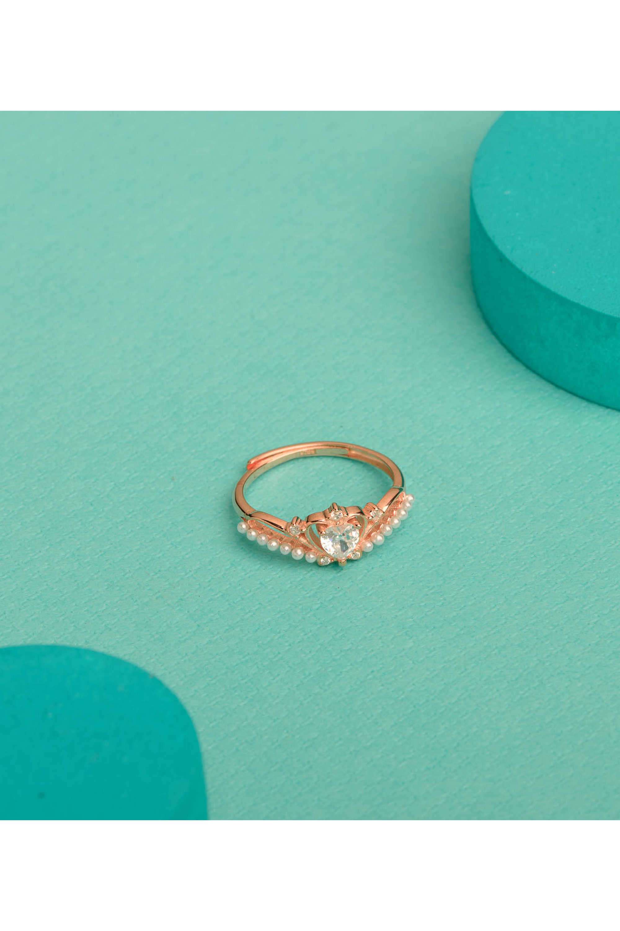 Silver-Casual-Wear-Women-Crystal-Bloom-Ring