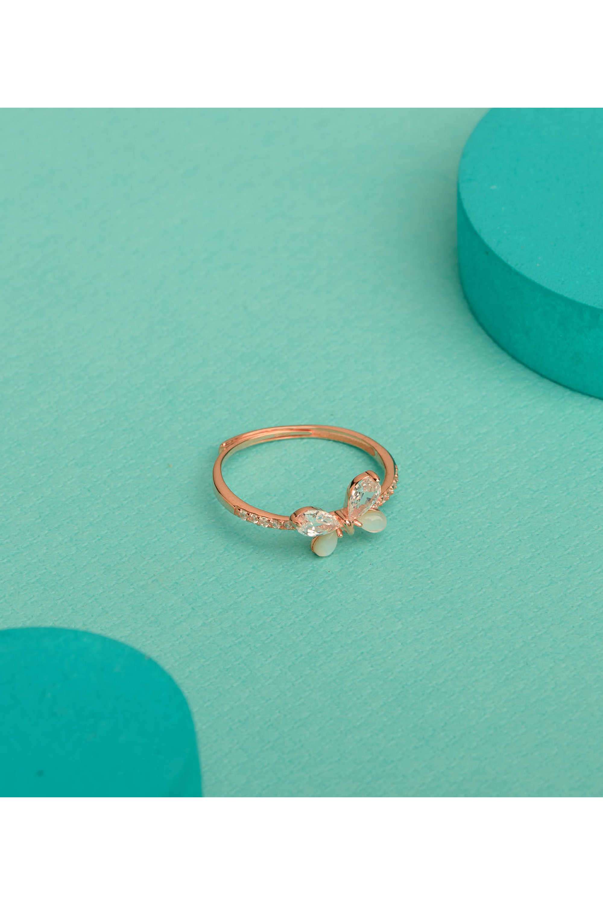 Silver-Casual-Wear-Women-Pure-Elegance-Ring