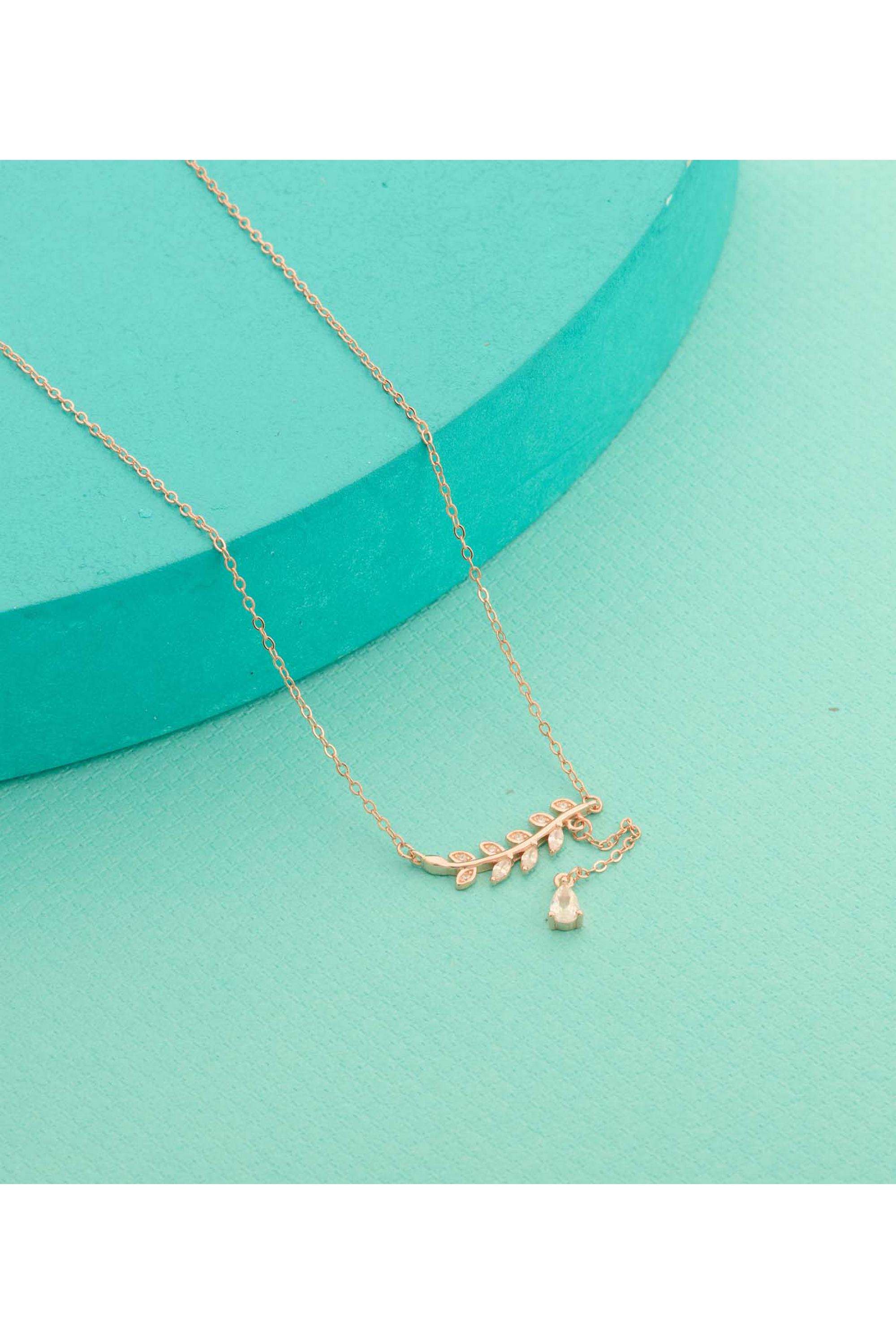 Silver-Spring-Ring-Fusion-Wear-Women-Norvina-Spark-Necklace