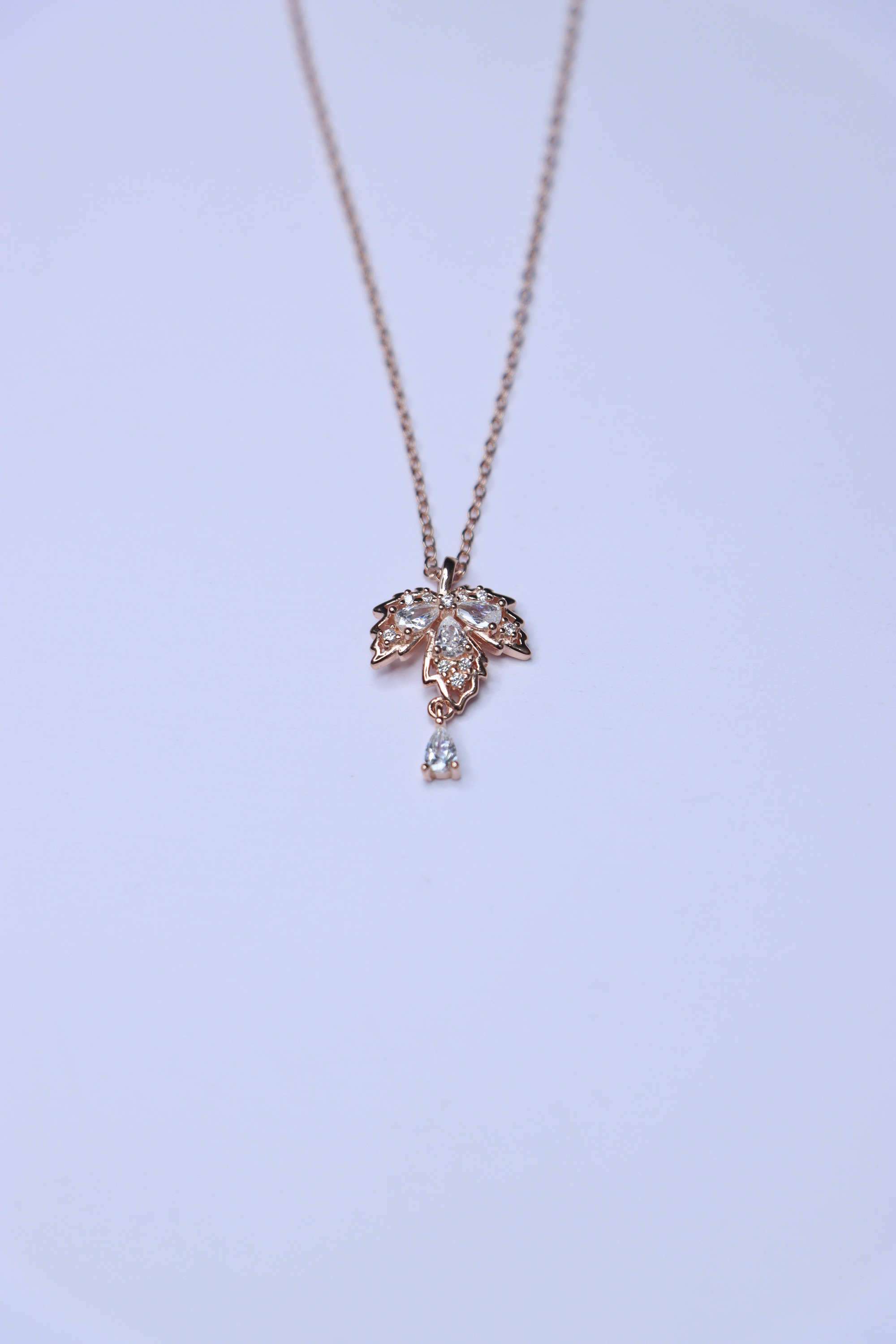 Rose-Gold-Collection-Silver-Casual-Wear-Women-Royal-Bloom-Necklace
