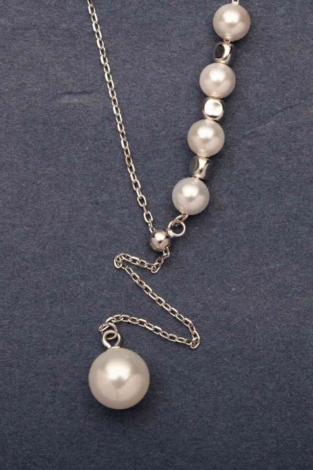 Y-Shaped-Silver-Necklace