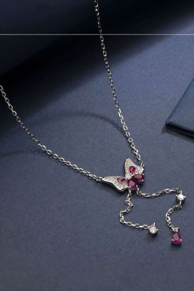 Silver-Butterfly-Necklace