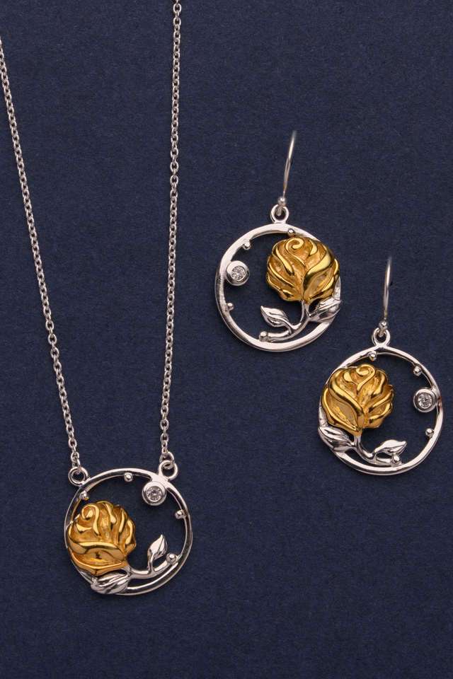 Golden-Rose-In-Circle-Necklace-Set