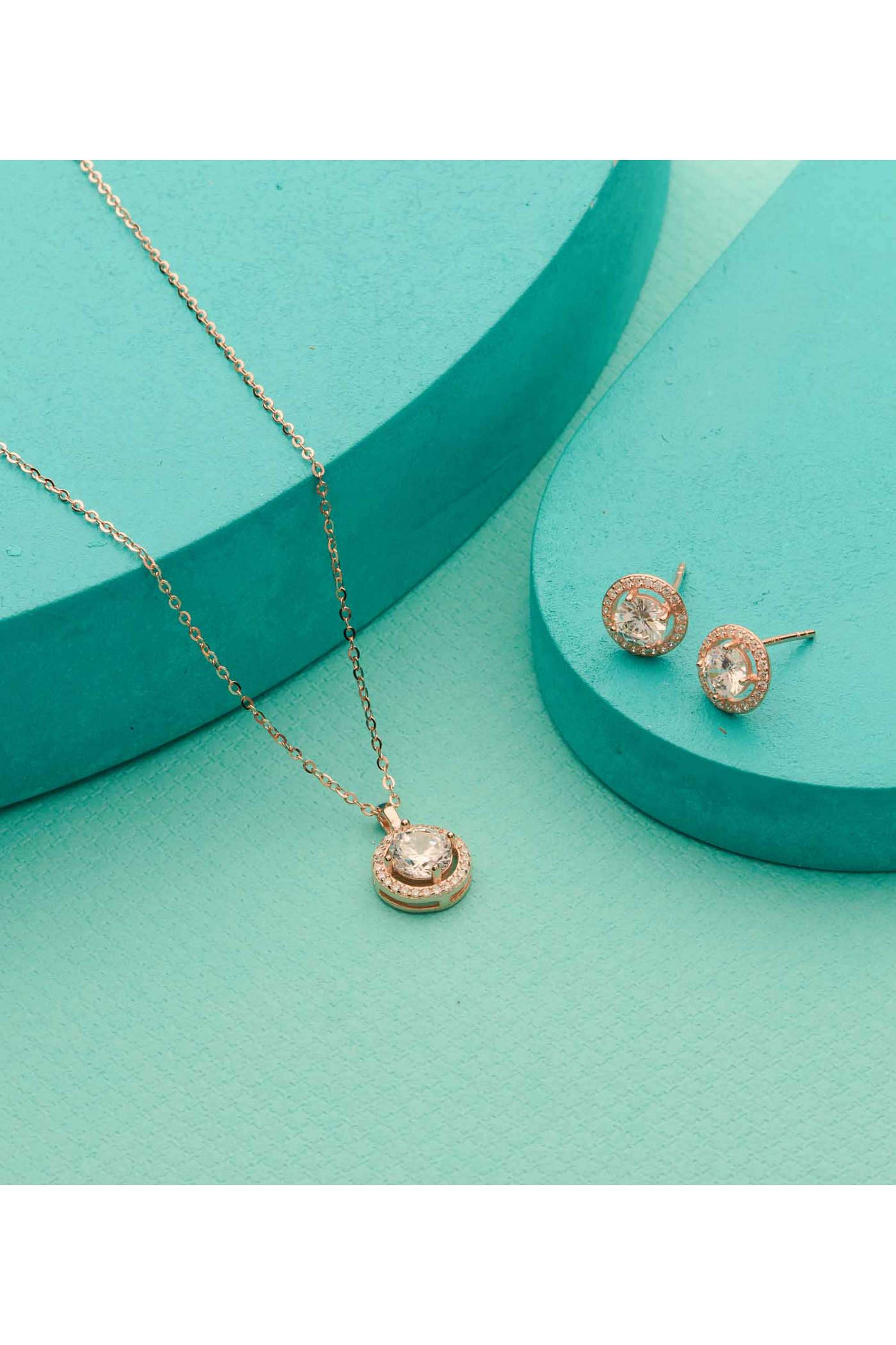 Silver-Casual-Wear-Women-Moonlit-Grace-Necklace-Set
