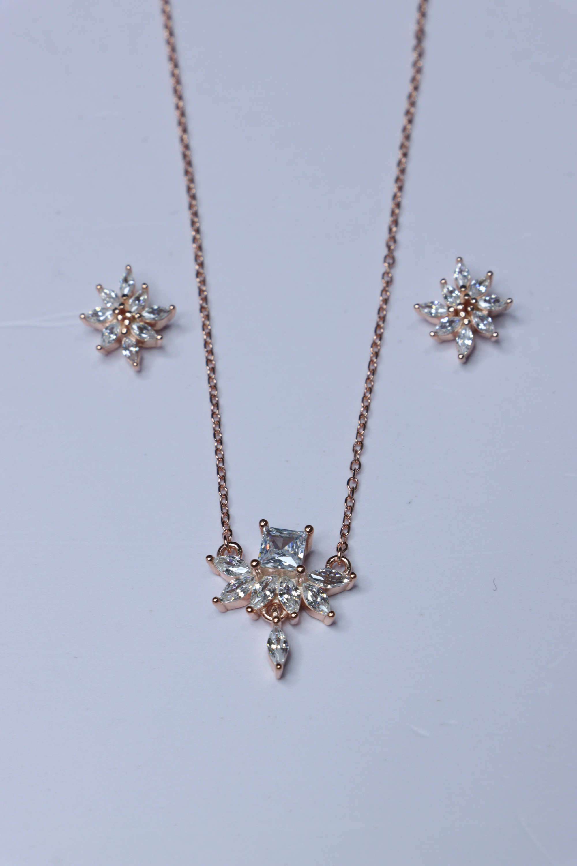 Rose-Gold-Collection-Silver-Casual-Wear-Women-Diamond-Muse-Jewellery-Sets