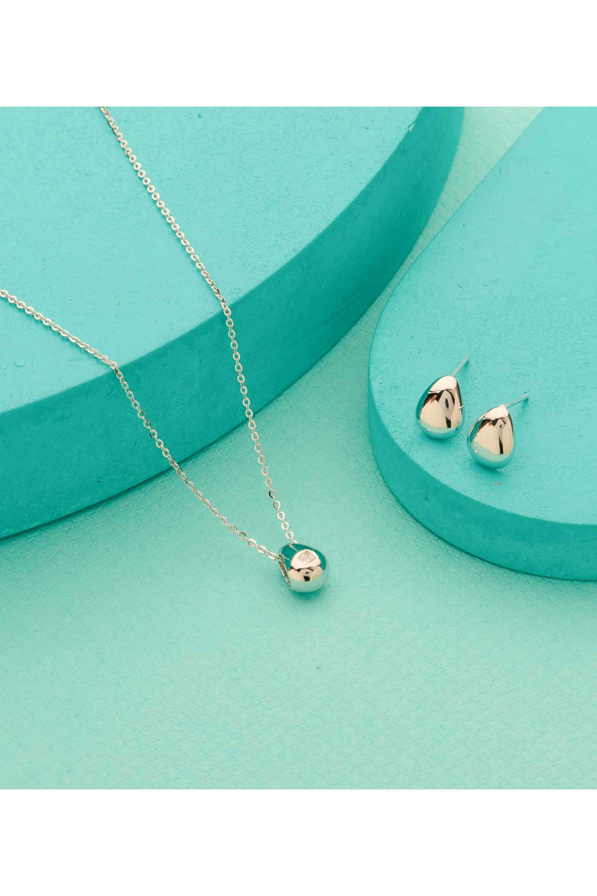 Silver-Casual-Wear-Women-Rose-Crown-Necklace-Set