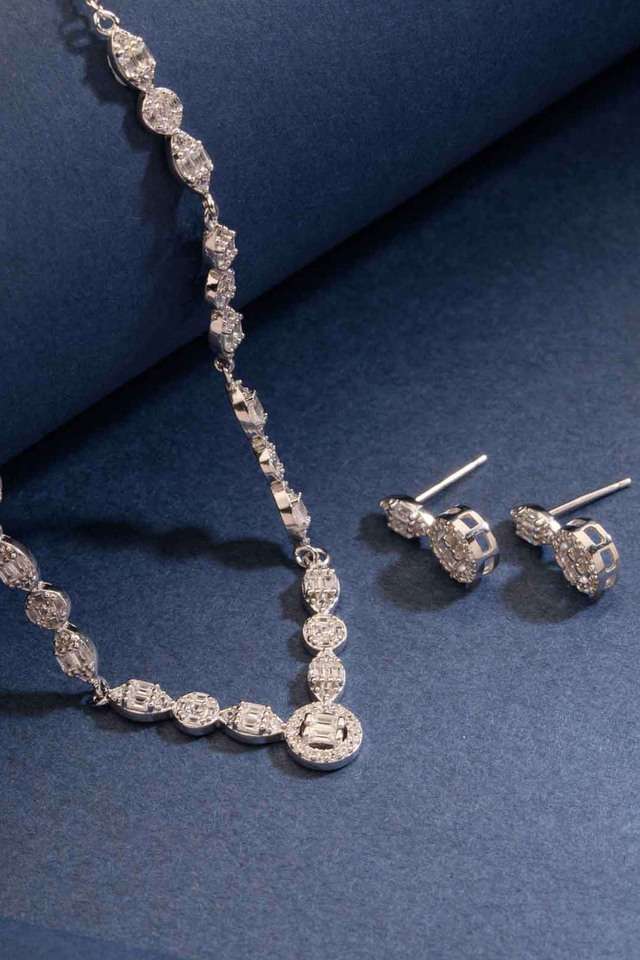 Silver-Flower-Necklace-Set