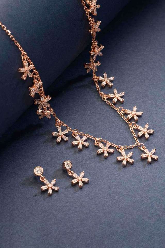 Classic-Silver-Spark-Necklace-Set