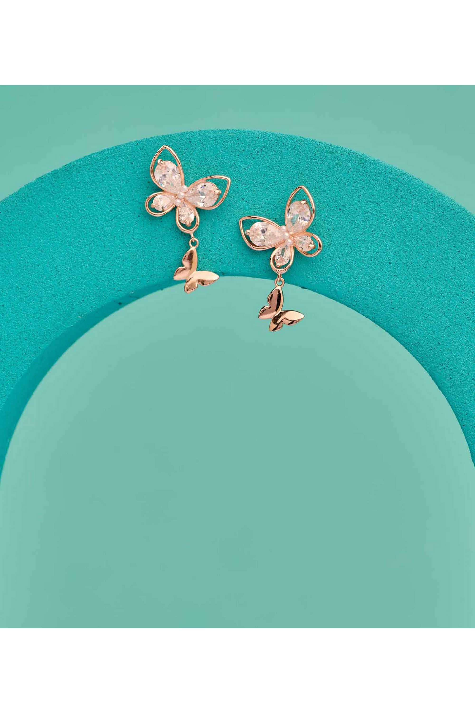 Silver-Casual-Wear-Women-Earrings-Chic-Aura-Top