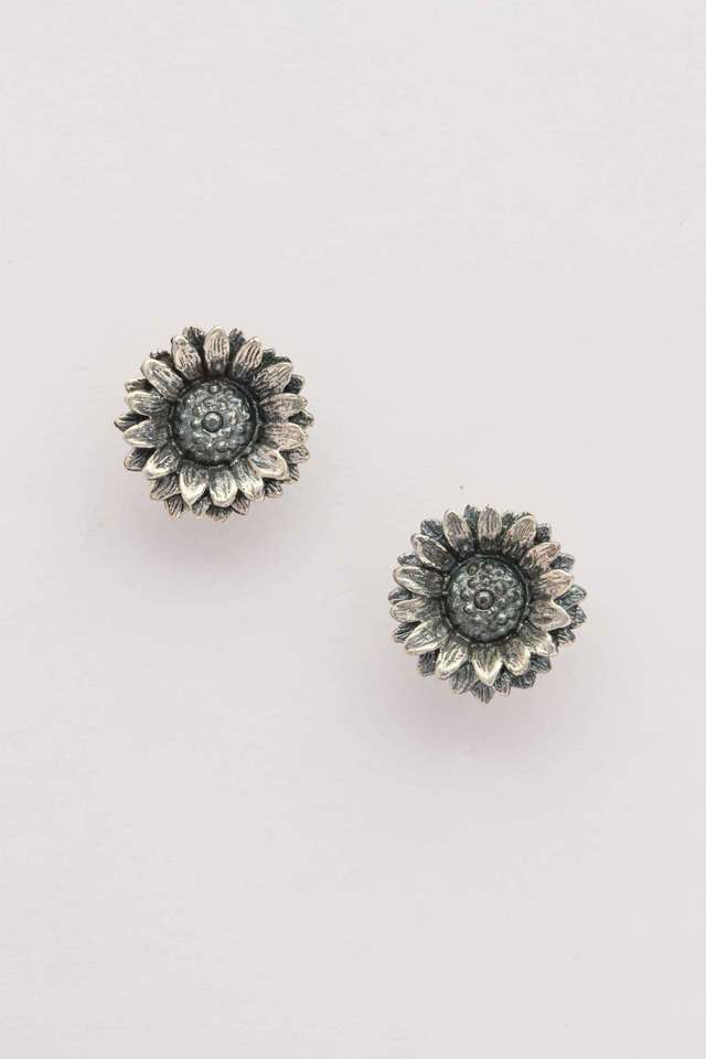 Silver-Oxidised-Sunflower-Earrings