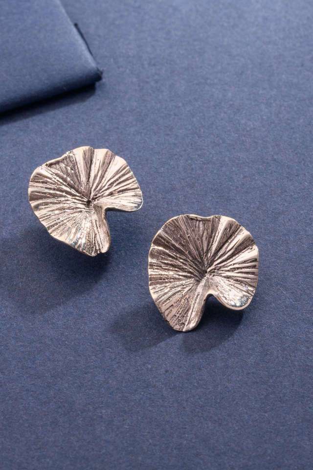 Silver-Lotusleaf-Earrings