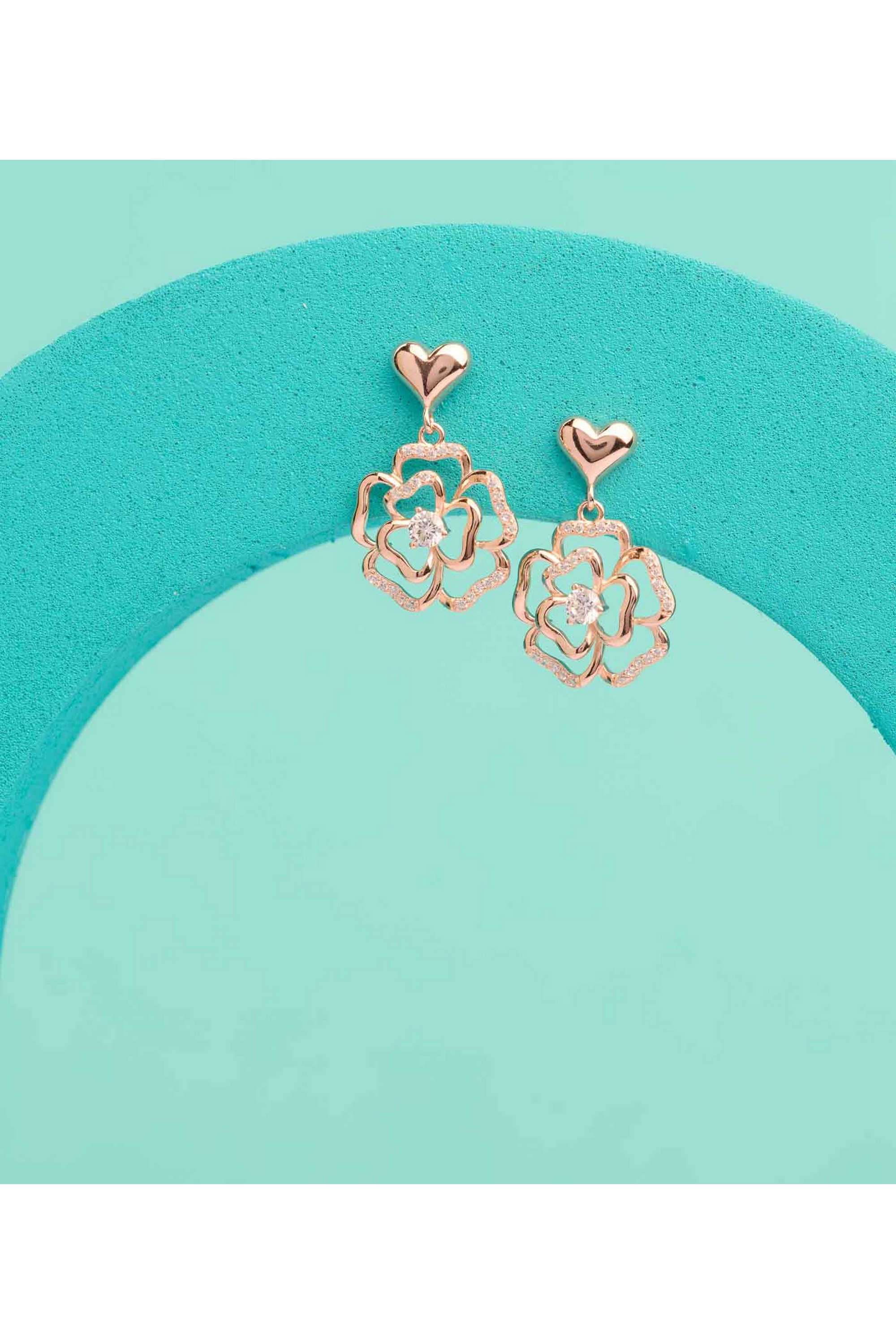 Silver-Casual-Wear-Women-Earrings-Golden-Aura-Top