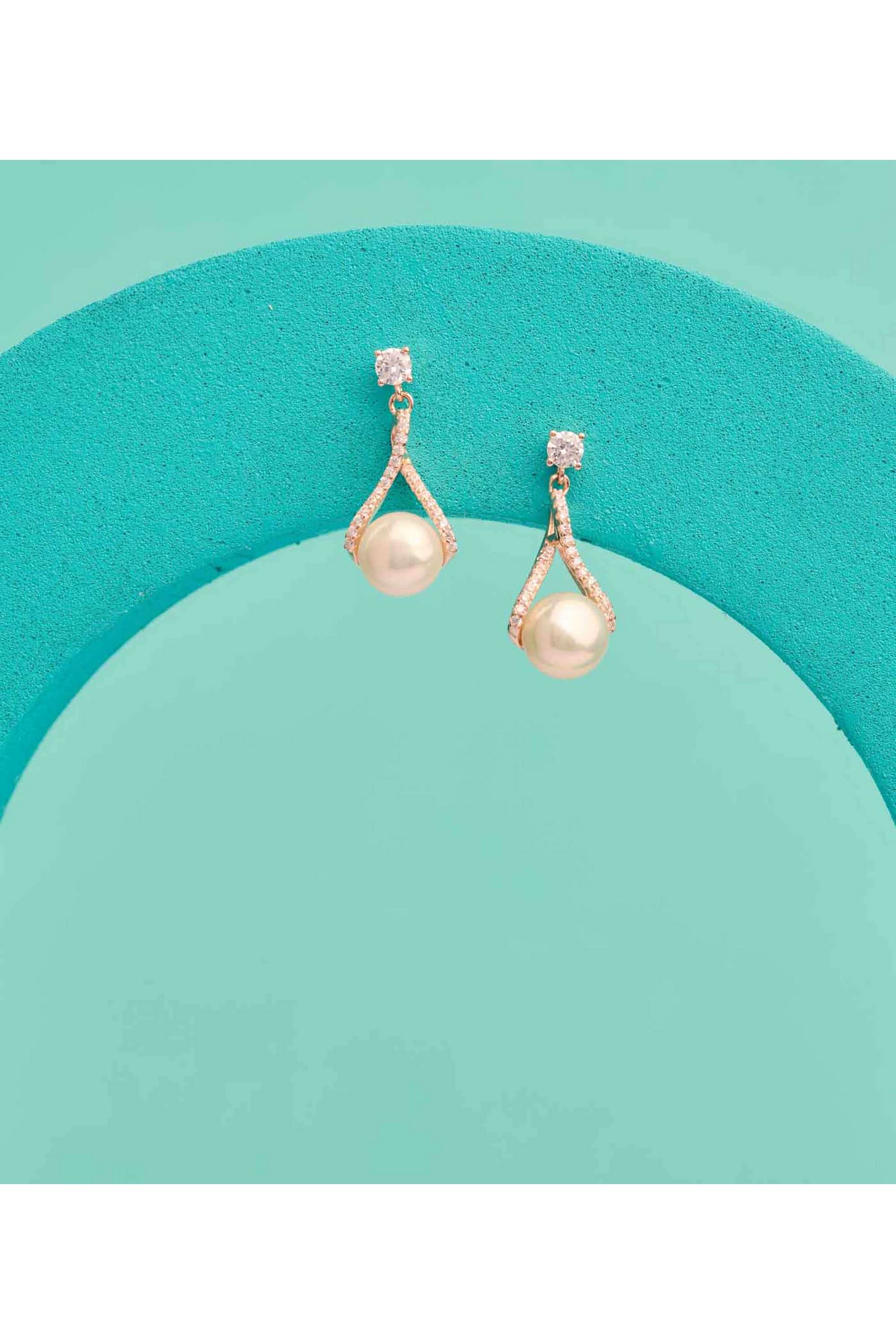 Silver-Casual-Wear-Women-Earrings-Enchanted-Grace-Top