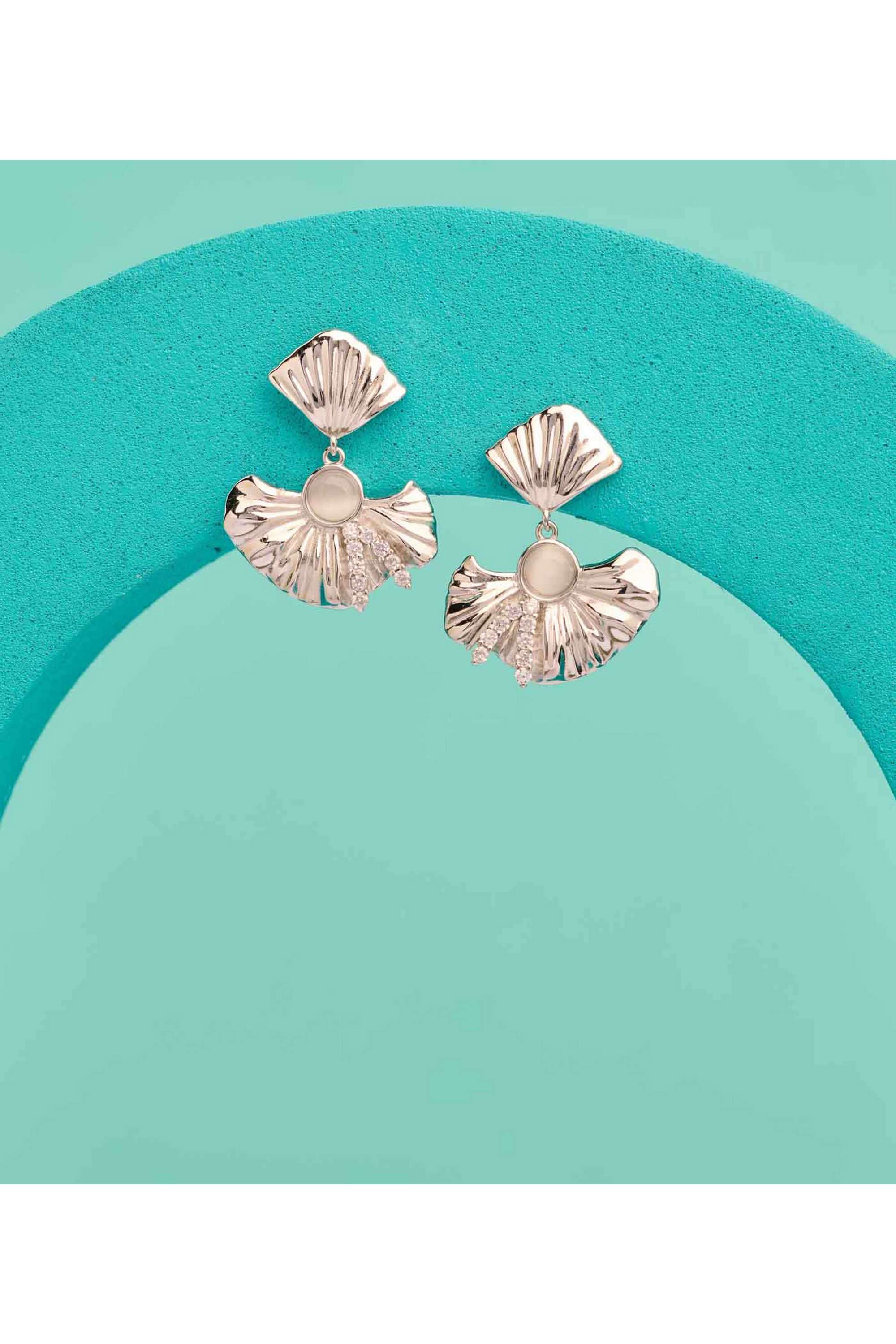 Silver-Casual-Wear-Women-Earrings-Pure-Radiance-Top