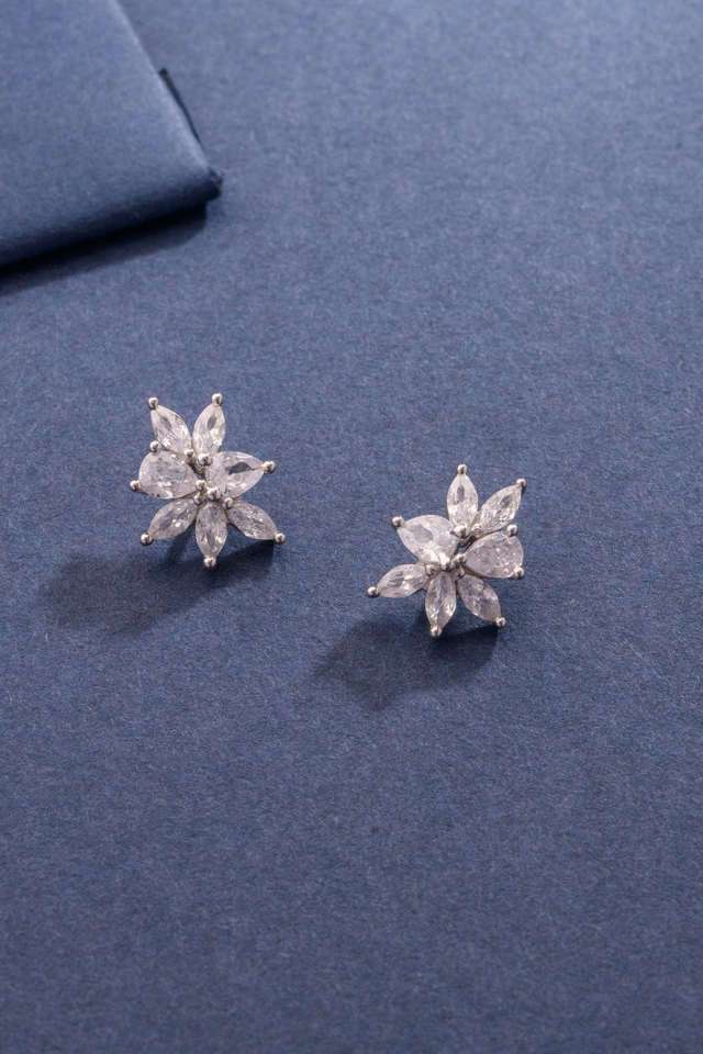 Silver-White-Flower-Earrings