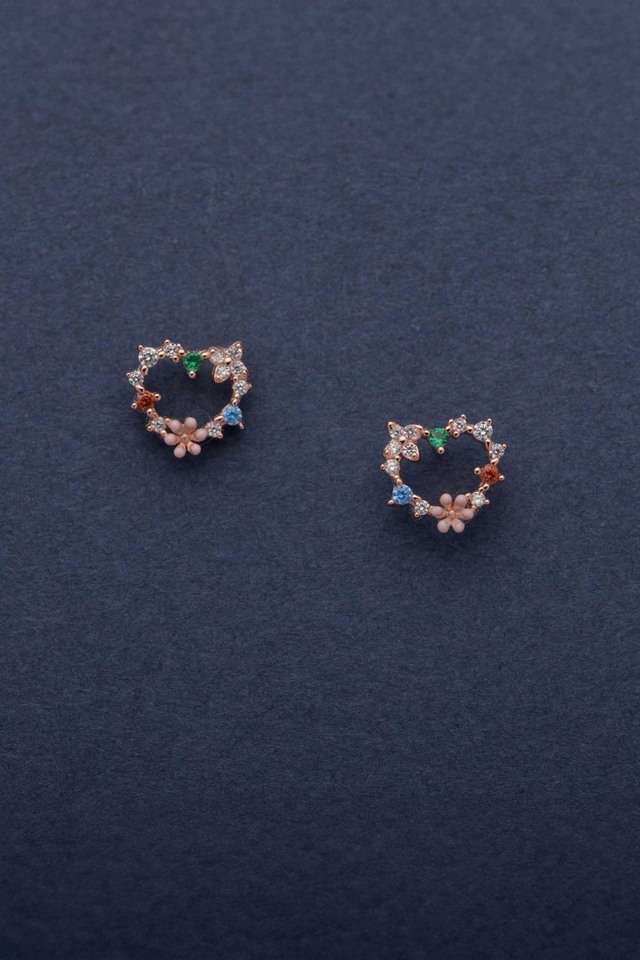 Multi-Crystal-Heart-Shaped-Stud