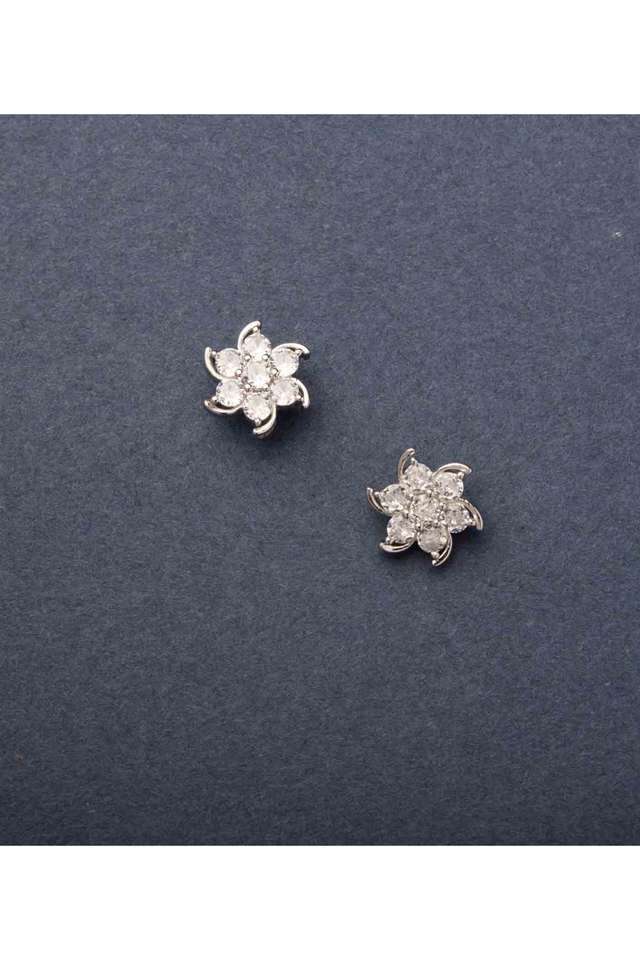 Dazzling-Flawer-Earrings