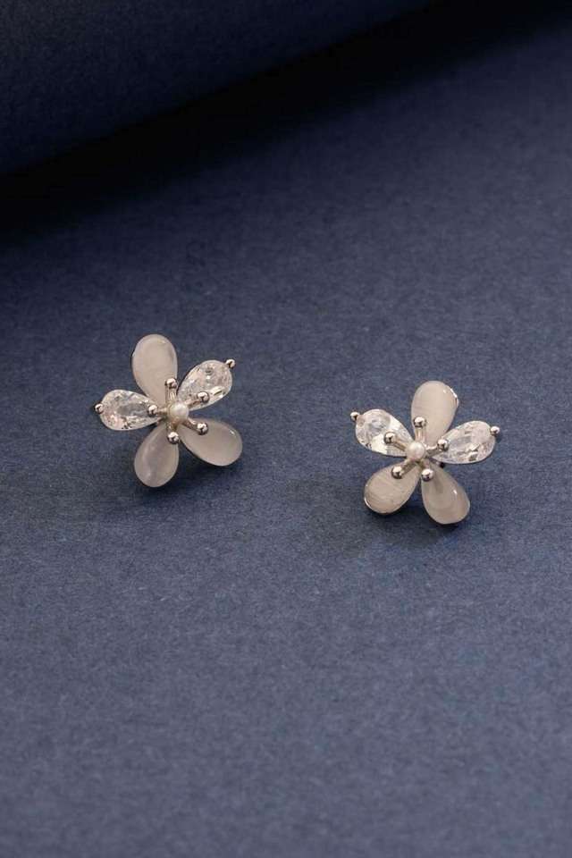 Tiny-Flawer-Shiny-Earrings
